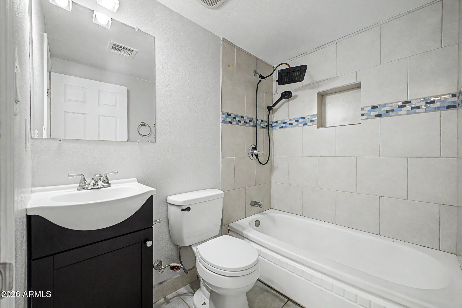 VISTA INCOME ESTATES UNIT 3 - Residential