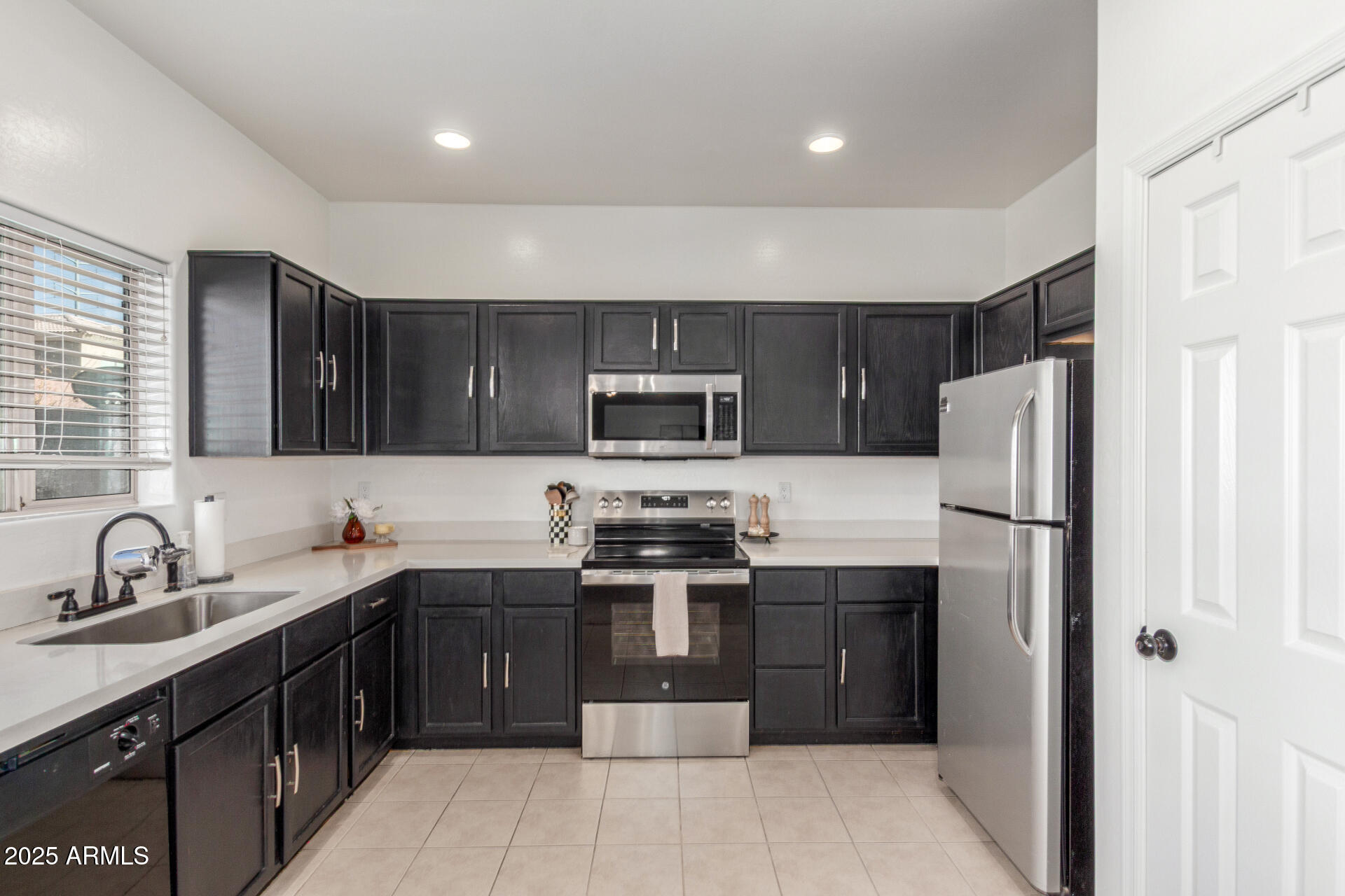 Homes 3 7227 S 13TH Way
