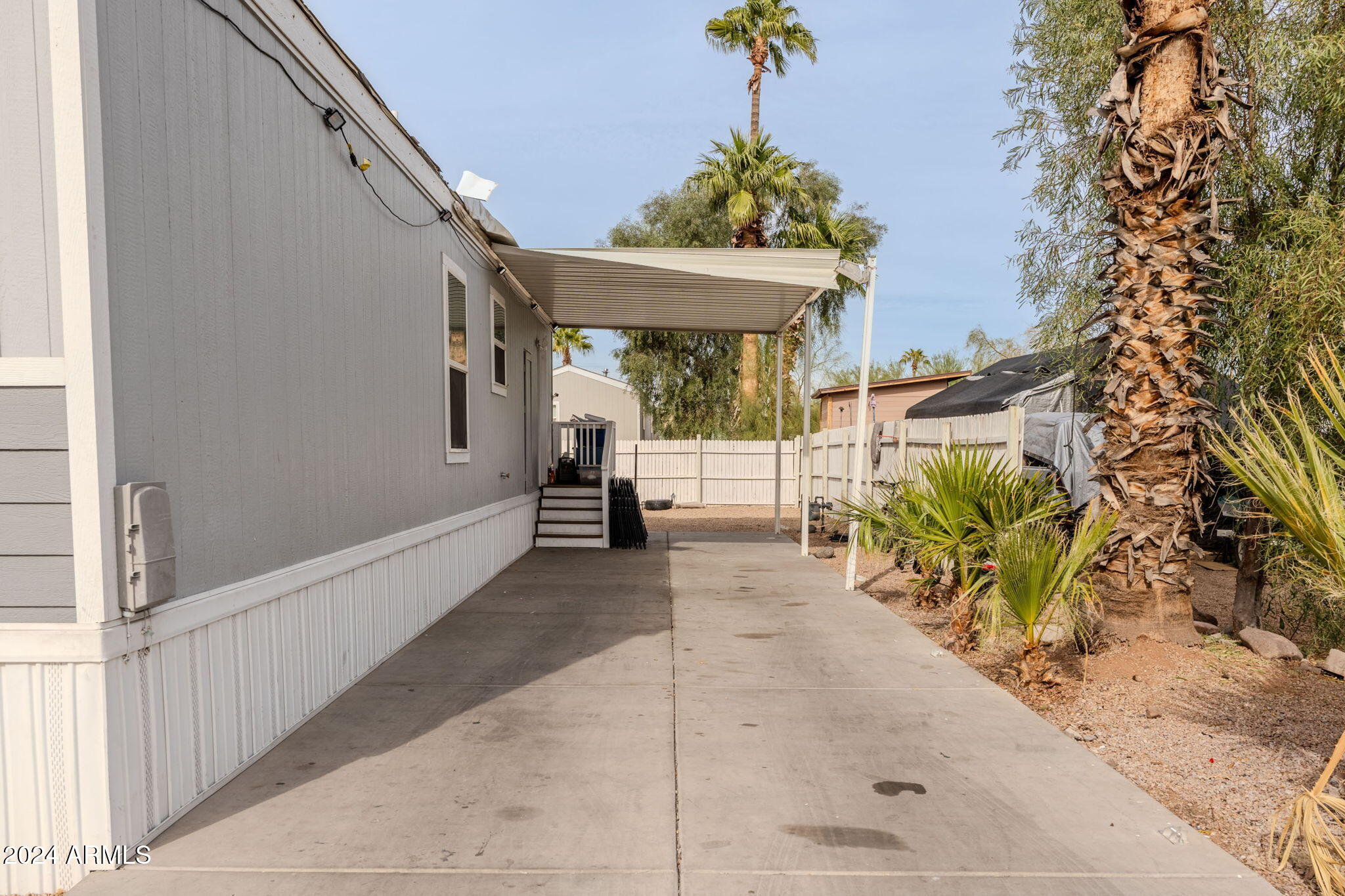 625 W MCKELLIPS Road 213