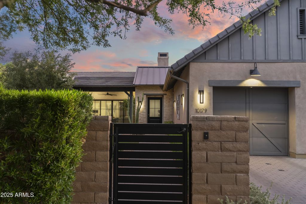 Photo of 10179 E Camelot Court, Scottsdale, AZ 85255 (MLS # 6892662)