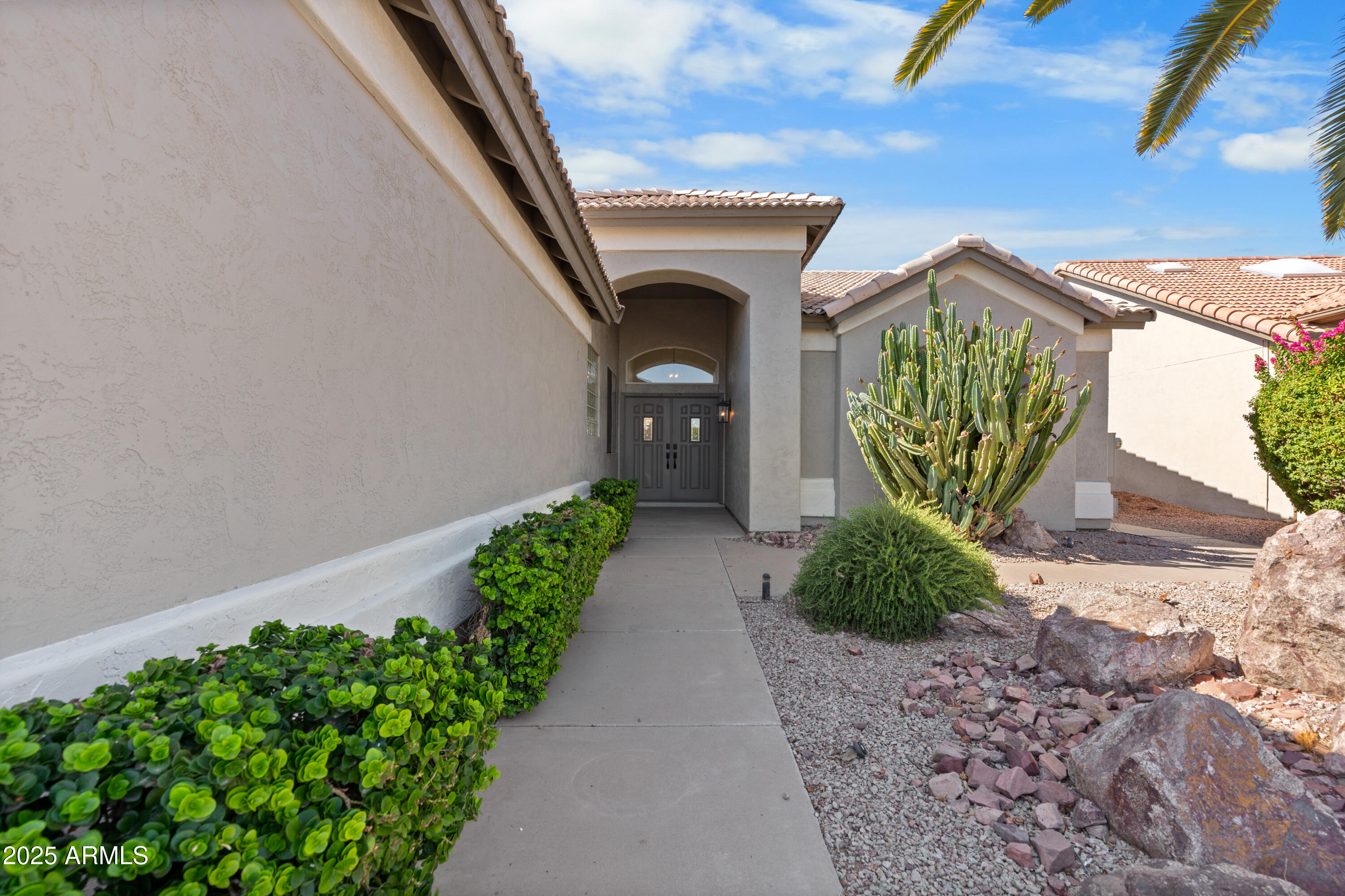 9222 E NACOMA Drive