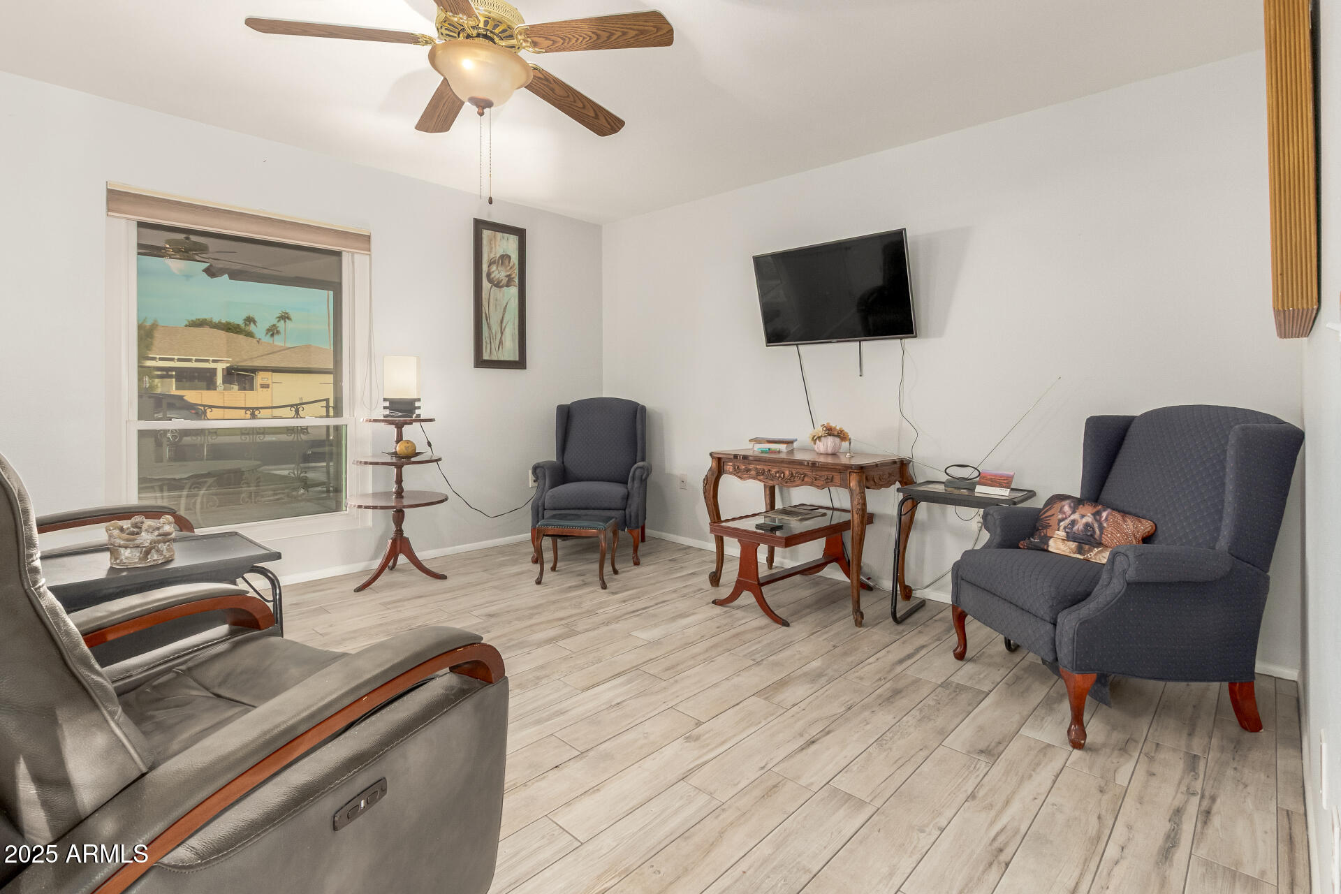 10213 W KINGSWOOD Circle