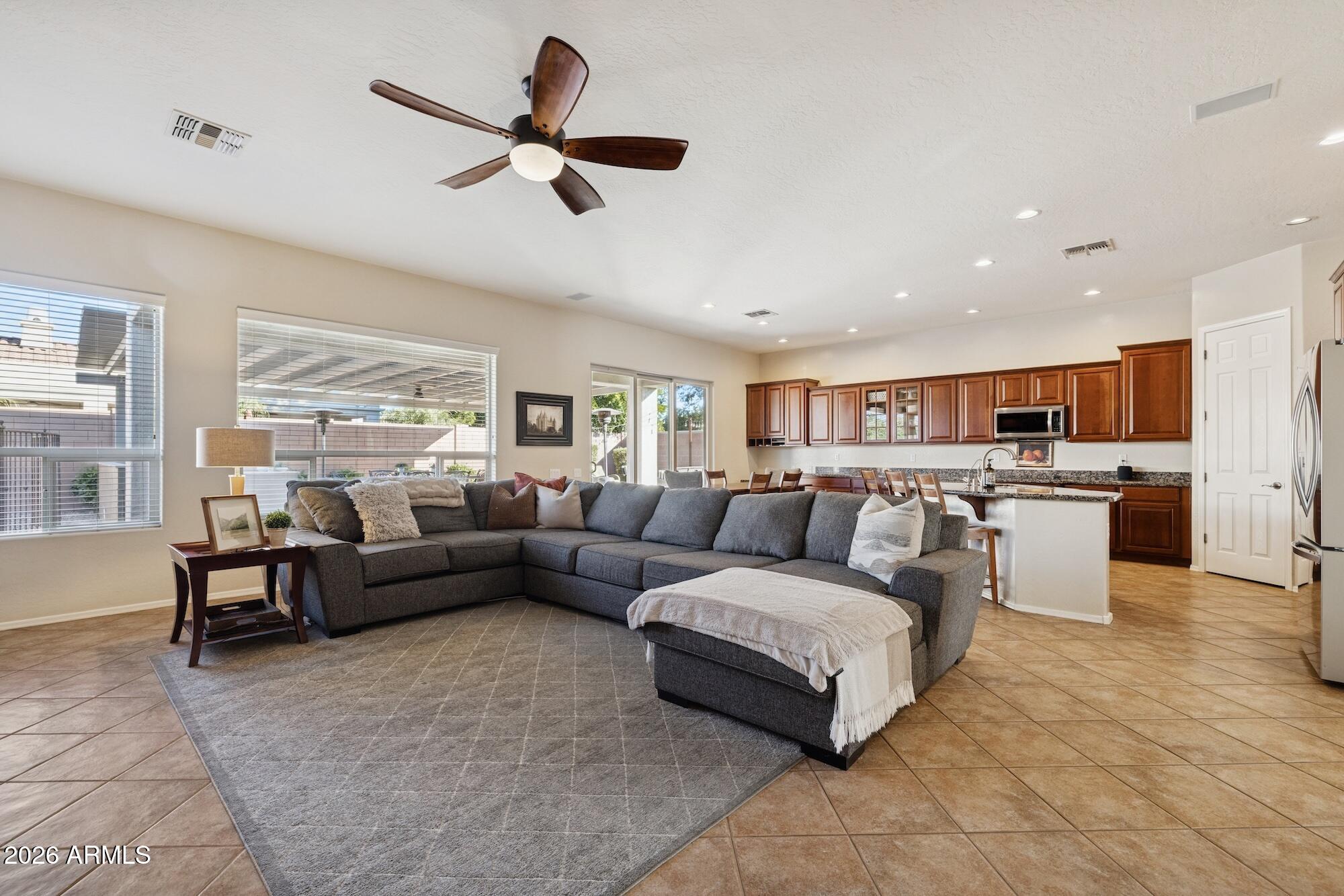 2246 E SAN CARLOS Place