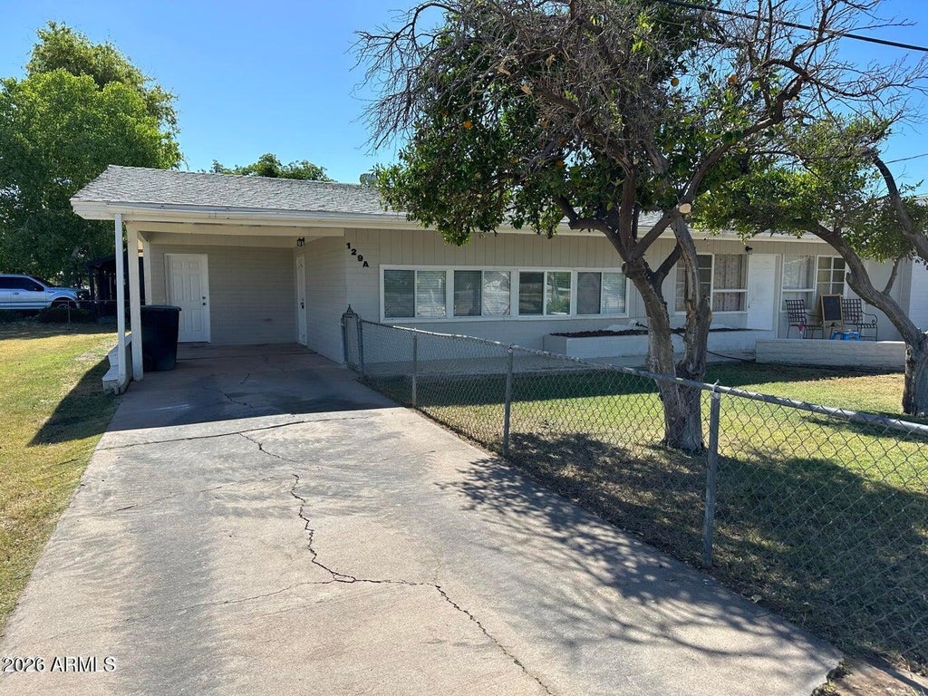 Photo of 129 N Elm Street, Gilbert, AZ 85234 (MLS # 7089046)