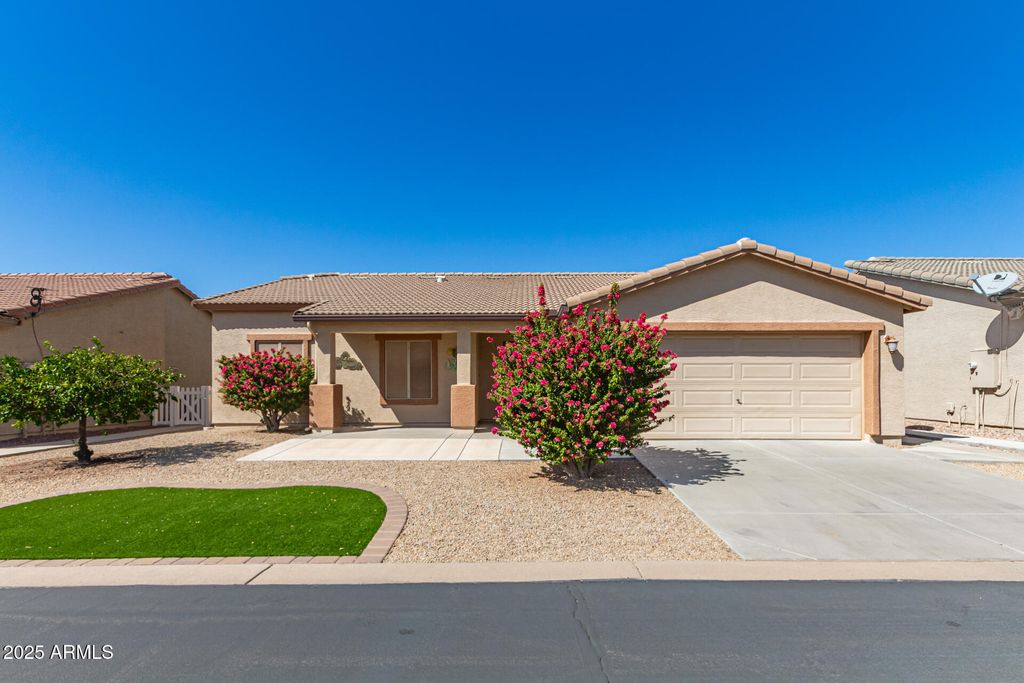 Photo of 2101 S Meridian Road #189, Apache Junction, AZ 85120 (MLS # 6928448)
