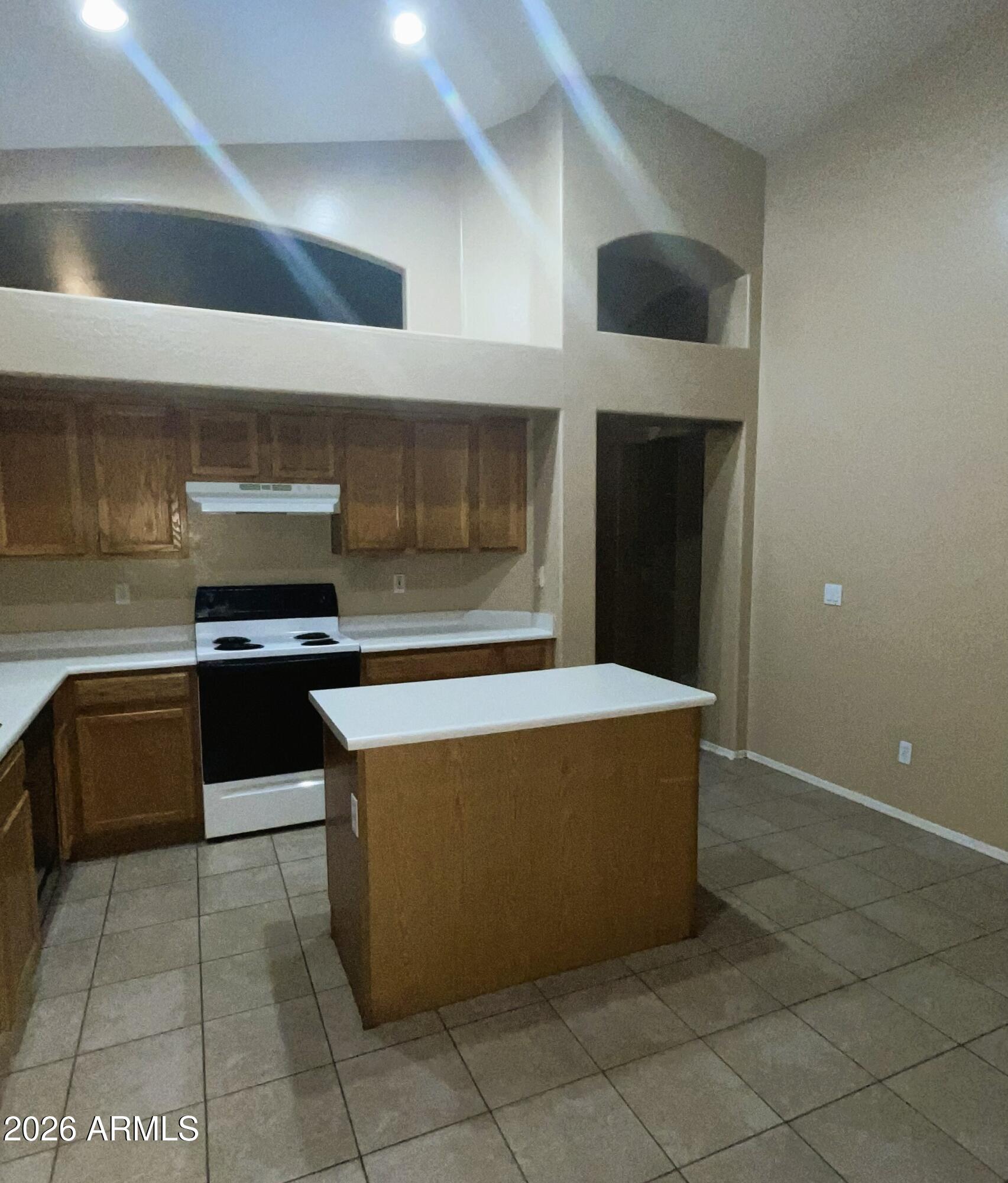 10640 W CORONADO Road