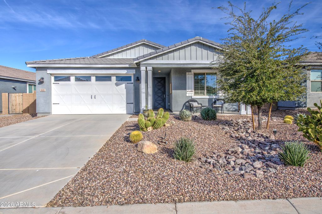 Photo of 622 W Lowell Drive, San Tan Valley, AZ 85140 (MLS # 6967914)
