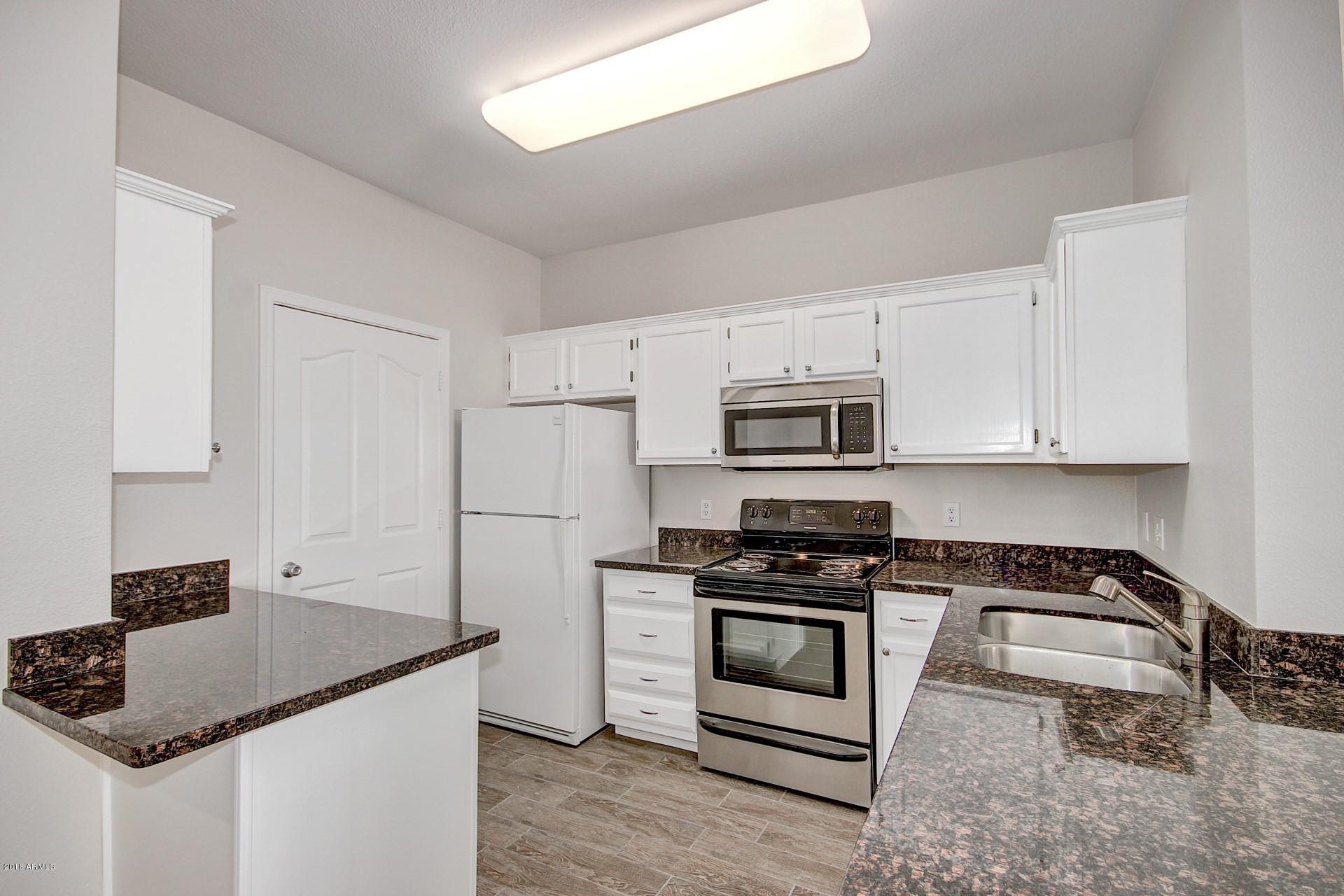 16013 S Desert Foothills Parkway 1037