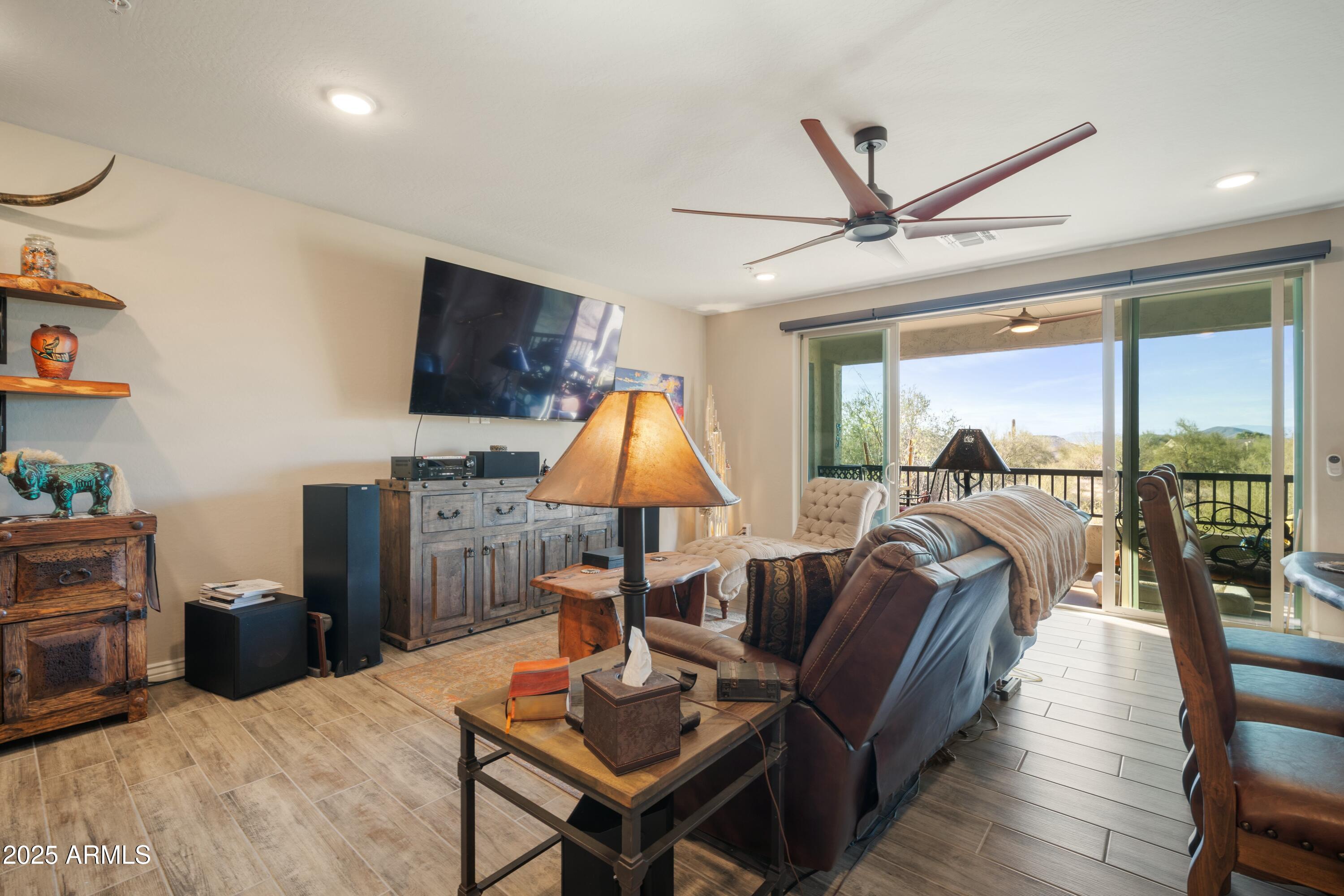 5100 E RANCHO PALOMA Drive E 1046