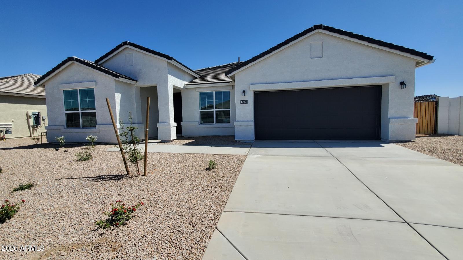 37921 W SANTA MONICA Avenue