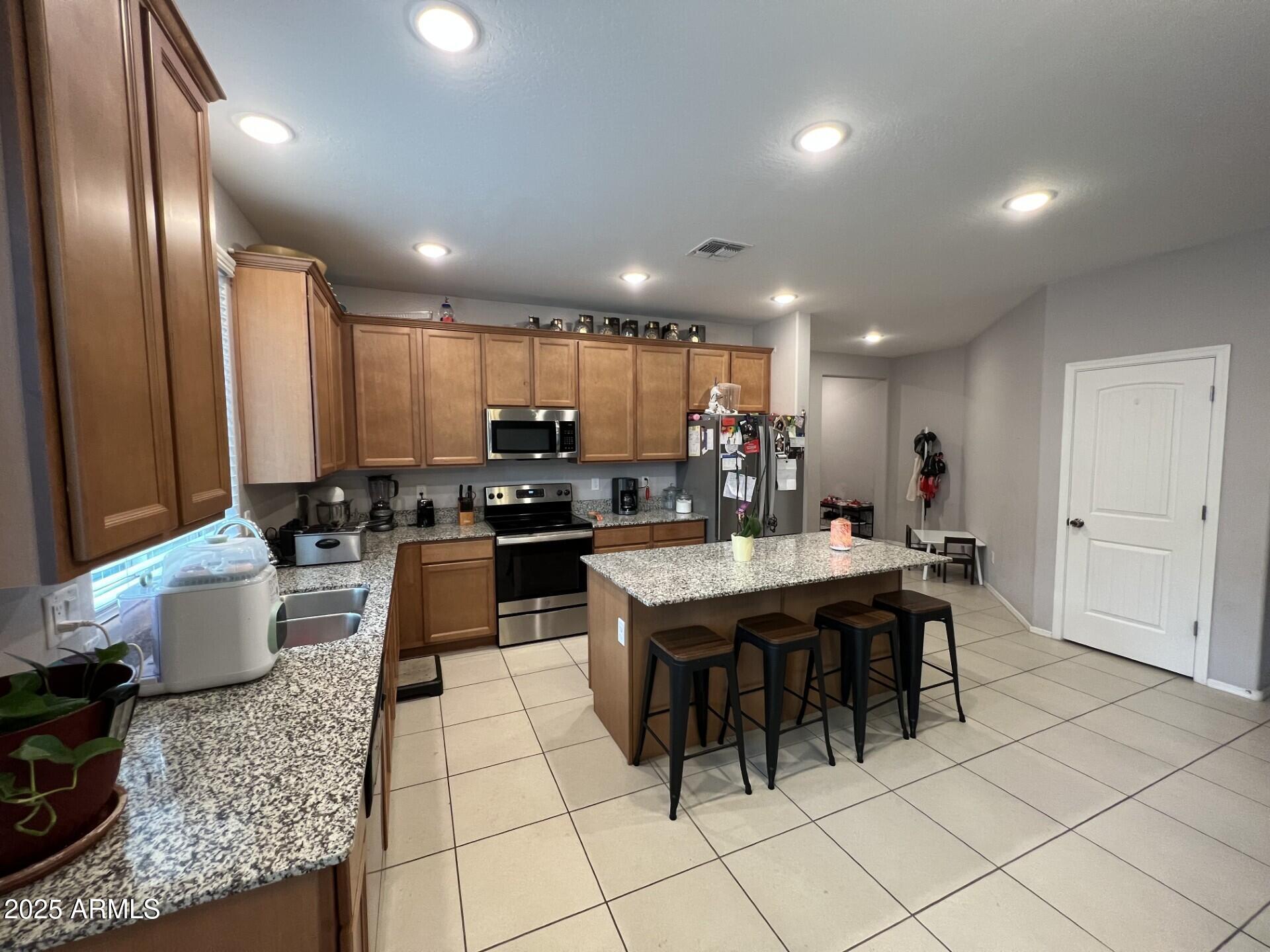 24749 W JESSICA Lane