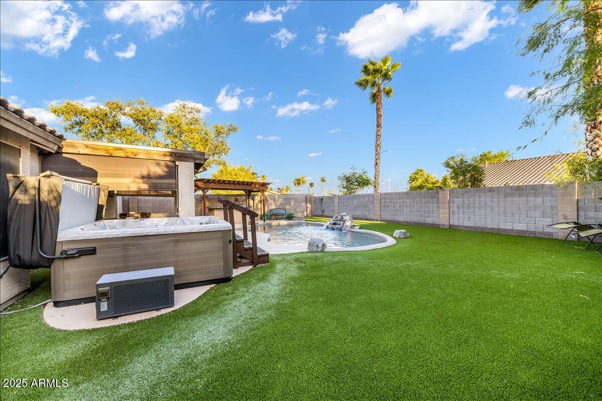 11361 E ESCONDIDO Avenue