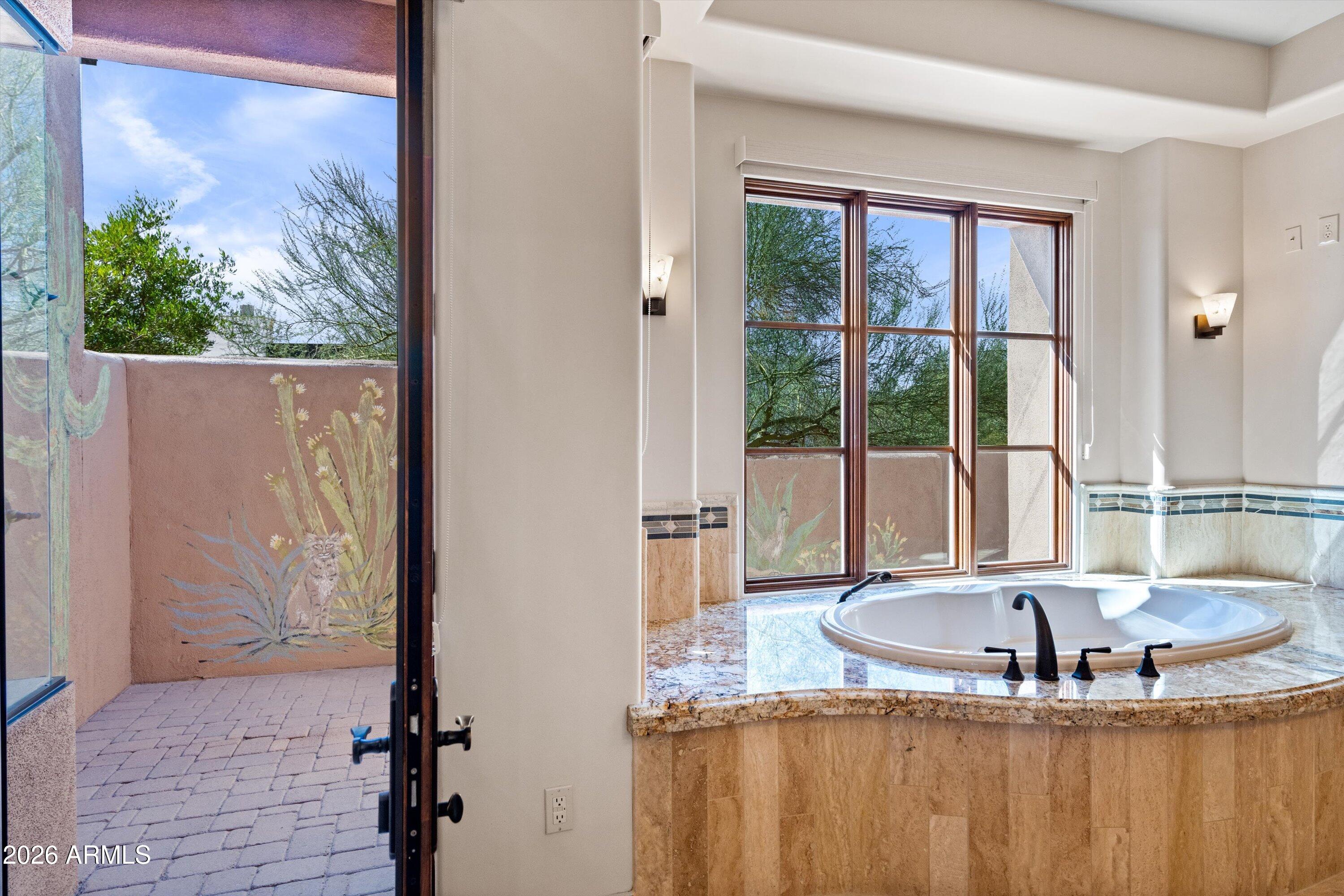WHISPER ROCK - Residential