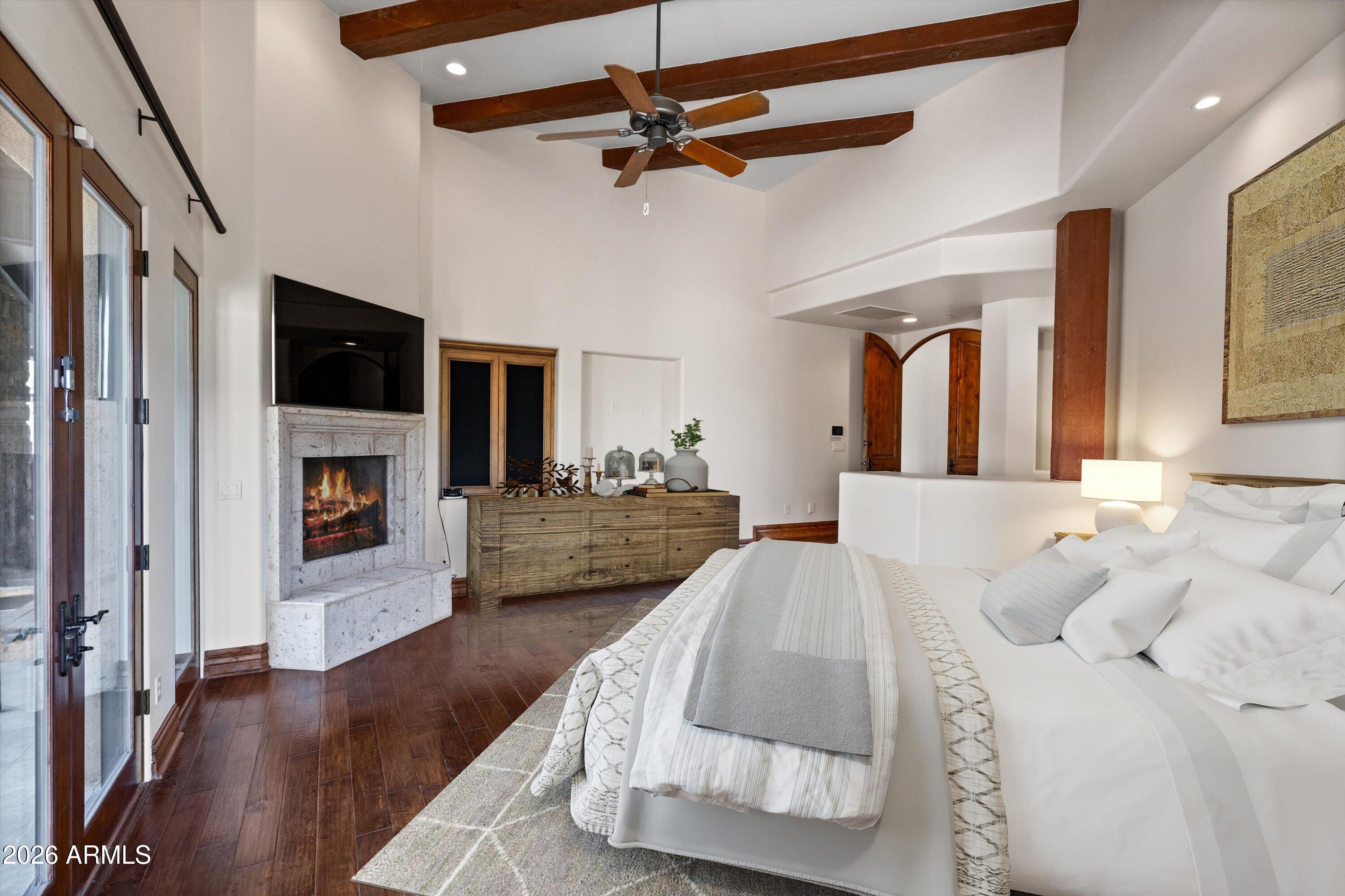 WHISPER ROCK - Residential