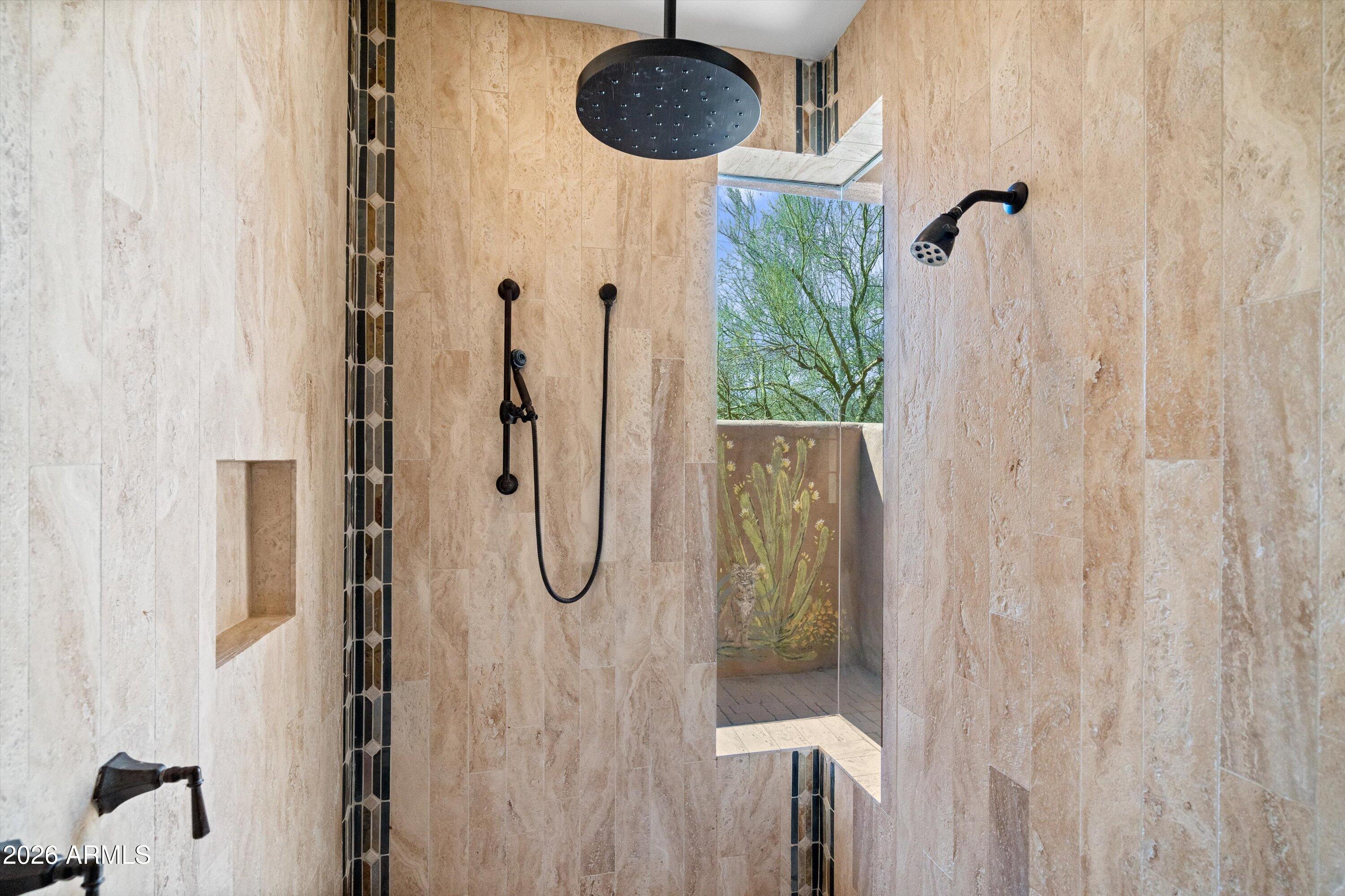 WHISPER ROCK - Residential
