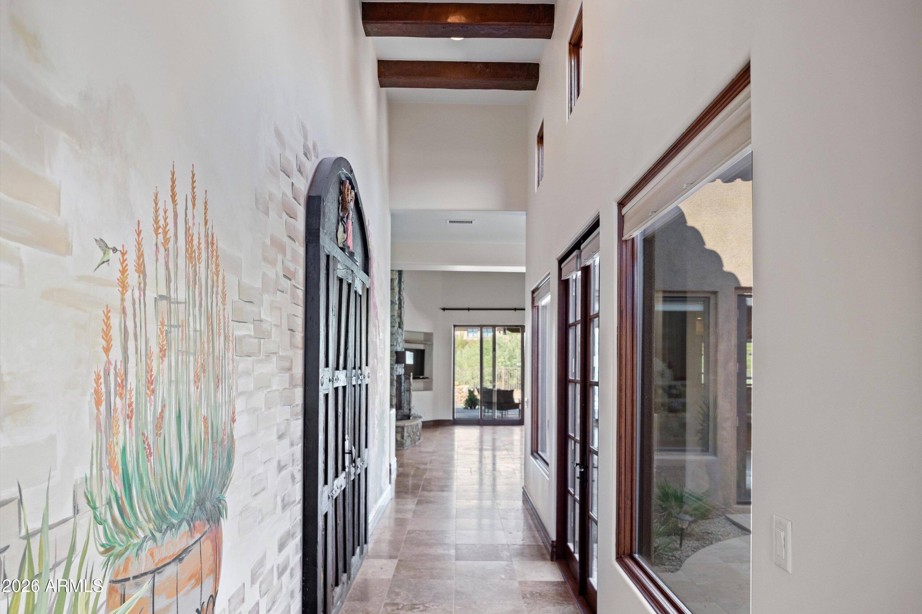 WHISPER ROCK - Residential