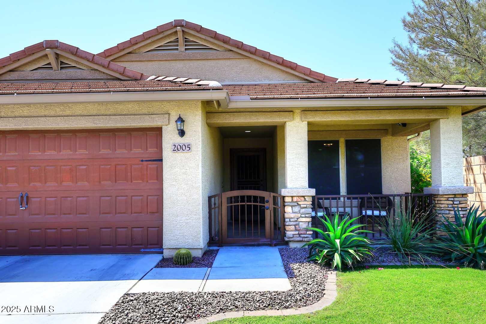 2005 E ANDERSON Drive E