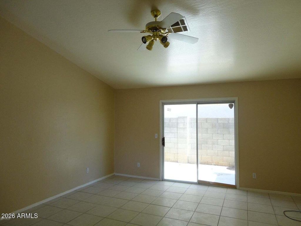 Photo of 8520 W Palm Lane #1105, Phoenix, AZ 85037 (MLS # 7024600)