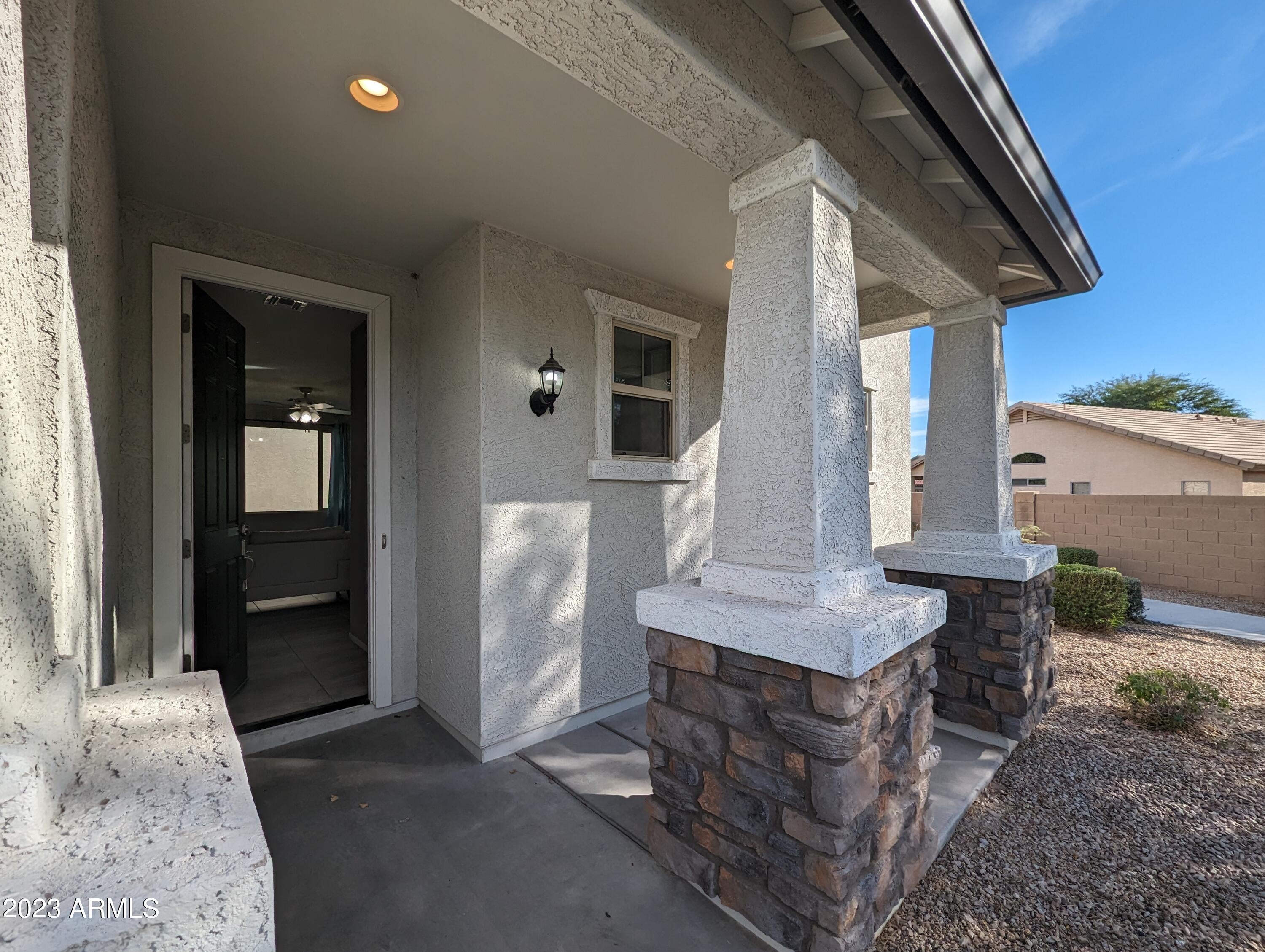 1253 N 166TH Avenue