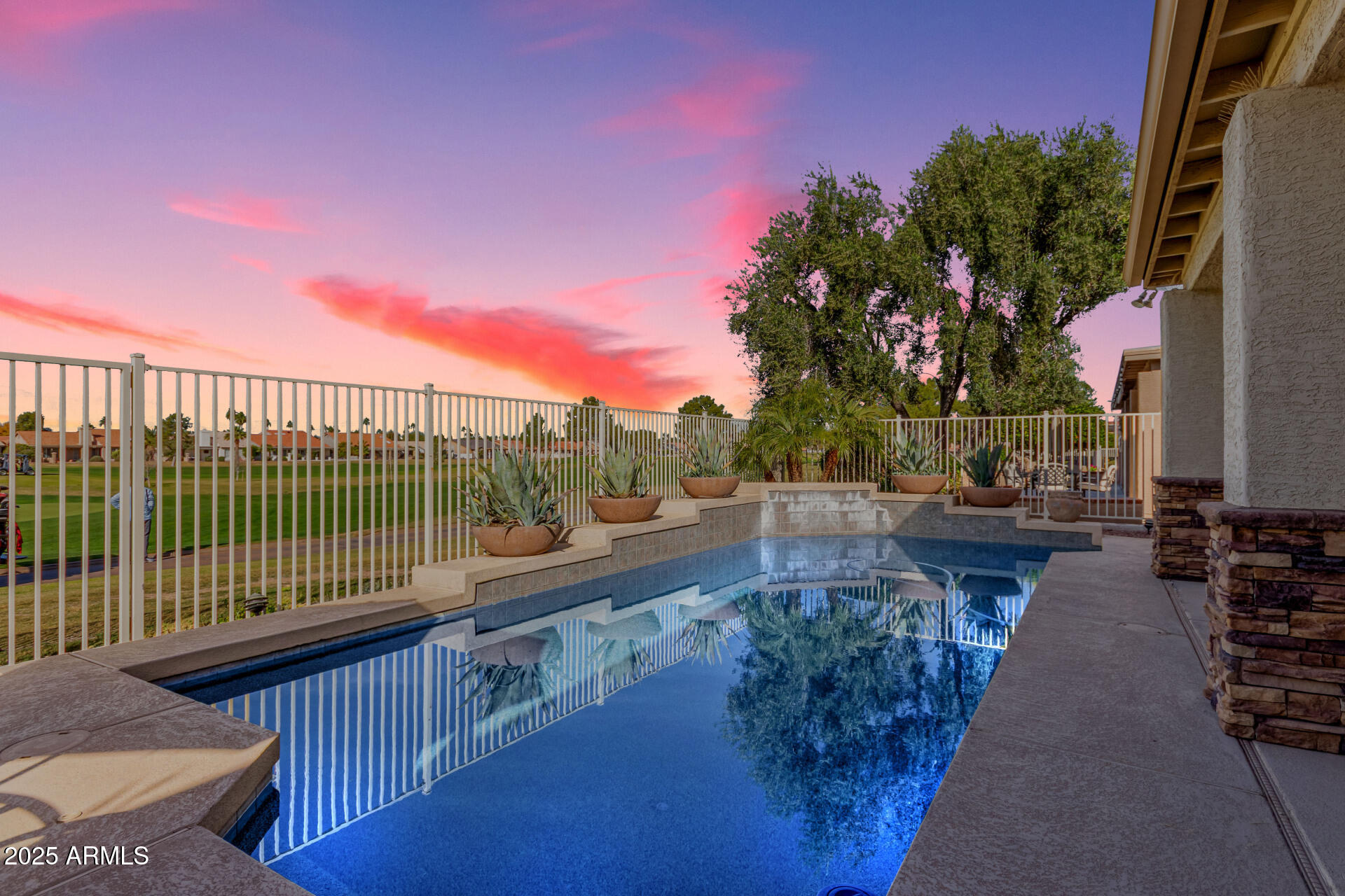 5822 S AMBERWOOD Drive