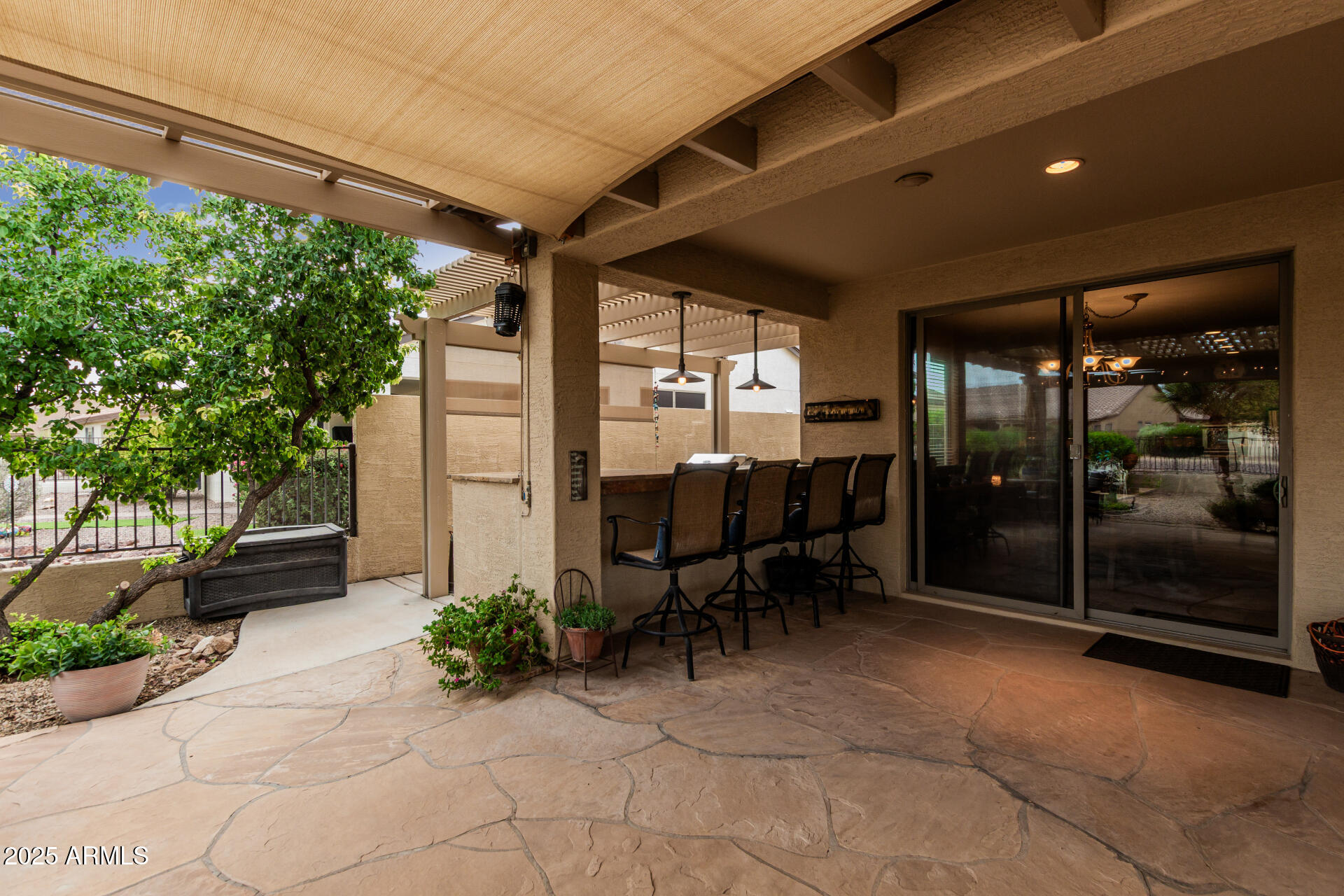 4877 W COMANCHE Drive
