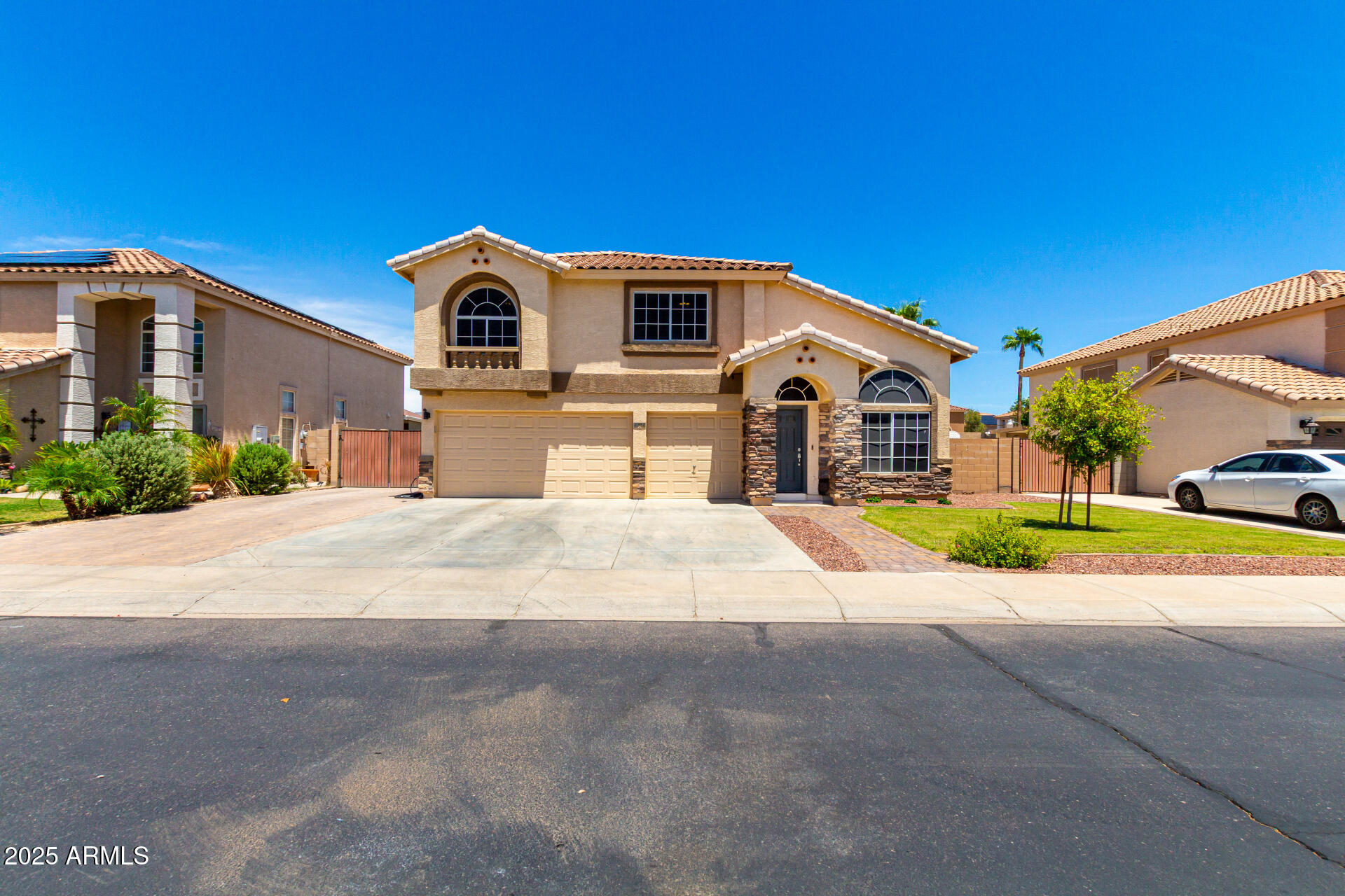 22142 W MORNING GLORY Street
