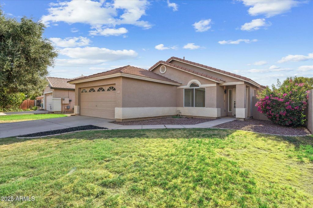 Photo of 4099 E Libra Avenue, Gilbert, AZ 85234 (MLS # 6916062)
