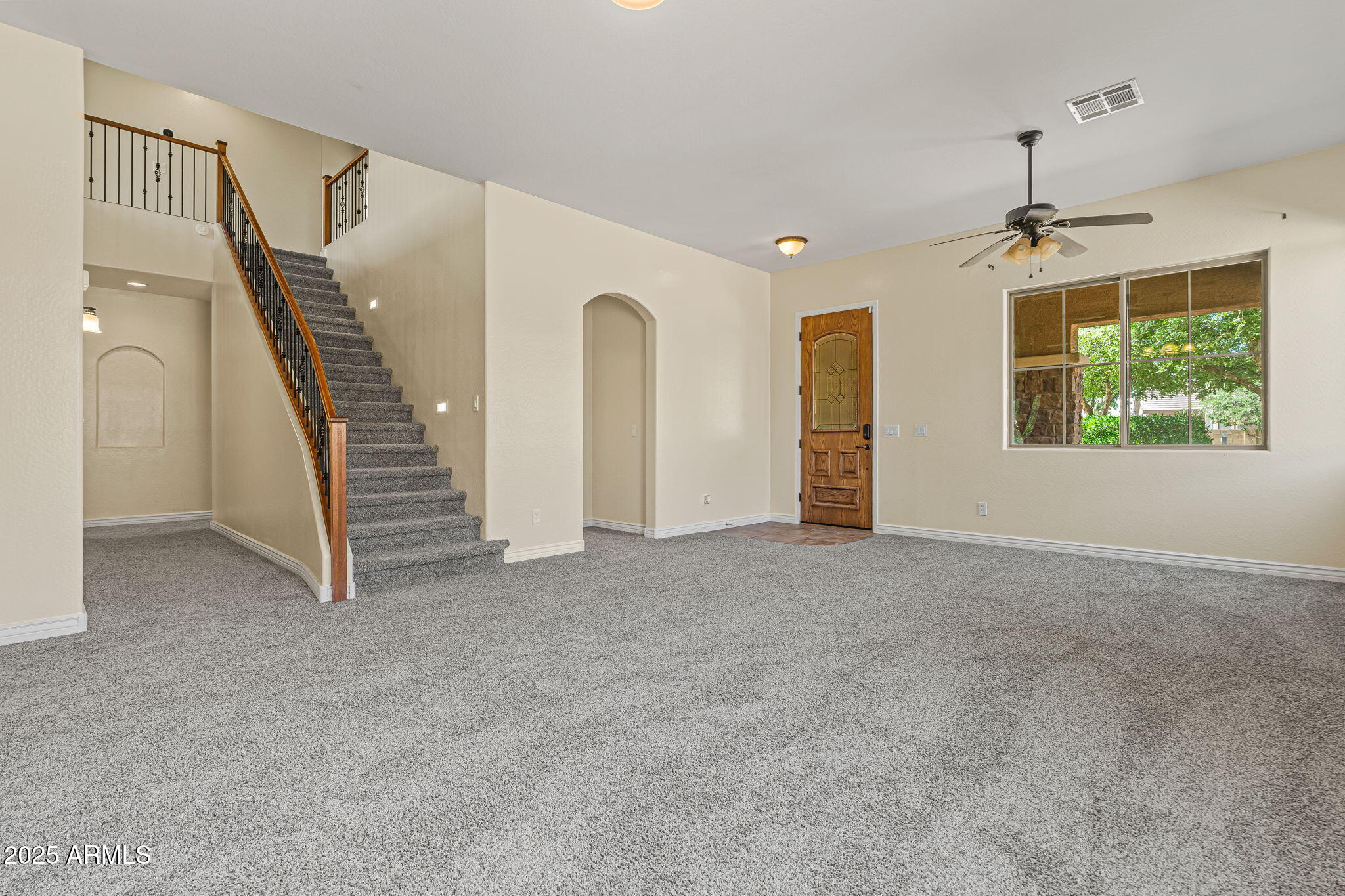 2592 E SAN RAFAEL Trail