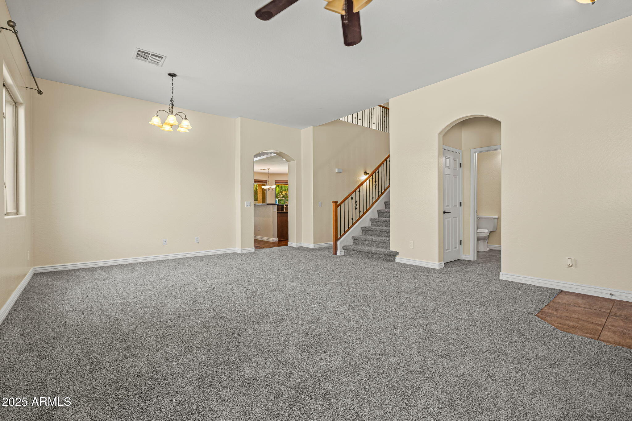 2592 E SAN RAFAEL Trail