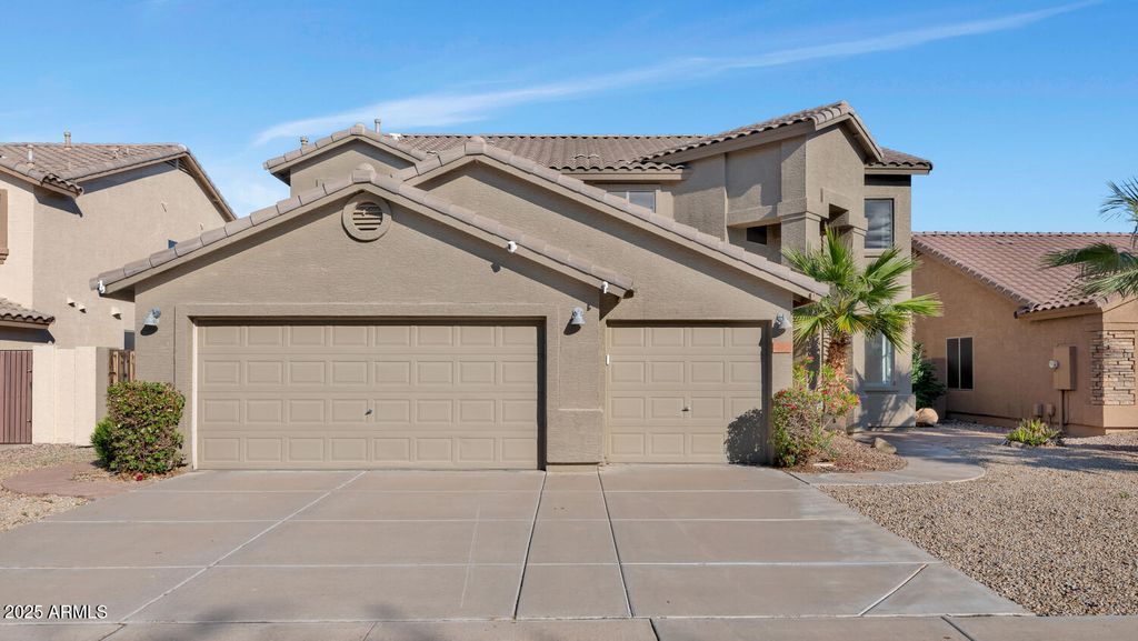 Photo of 482 W Aloe Place, Chandler, AZ 85248 (MLS # 6951235)