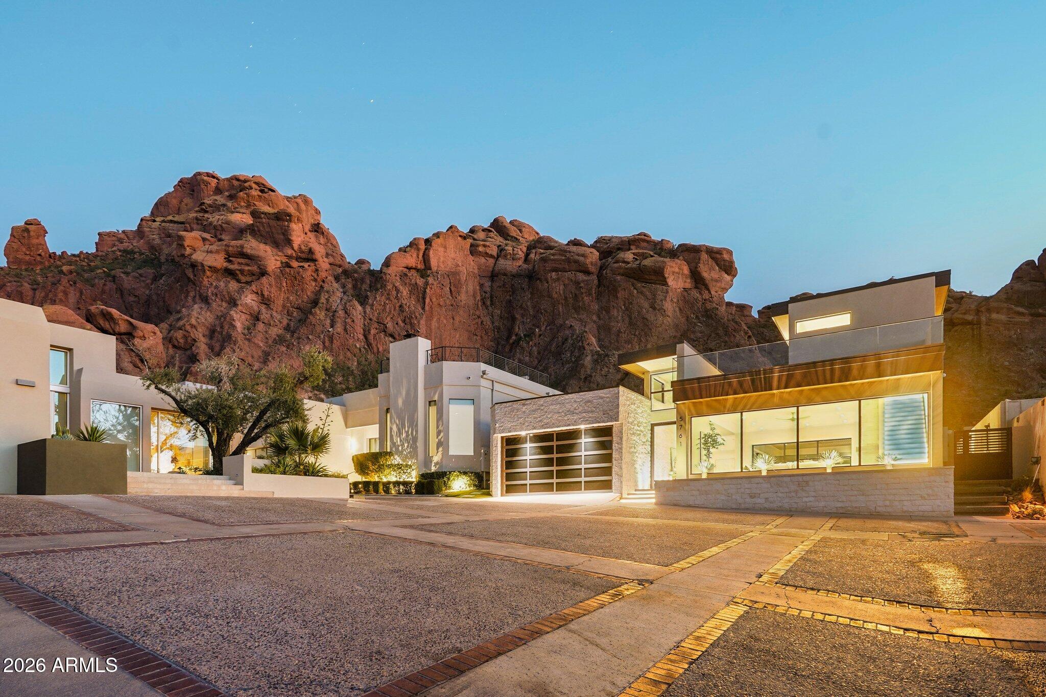 ECHO CANYON - Residential
