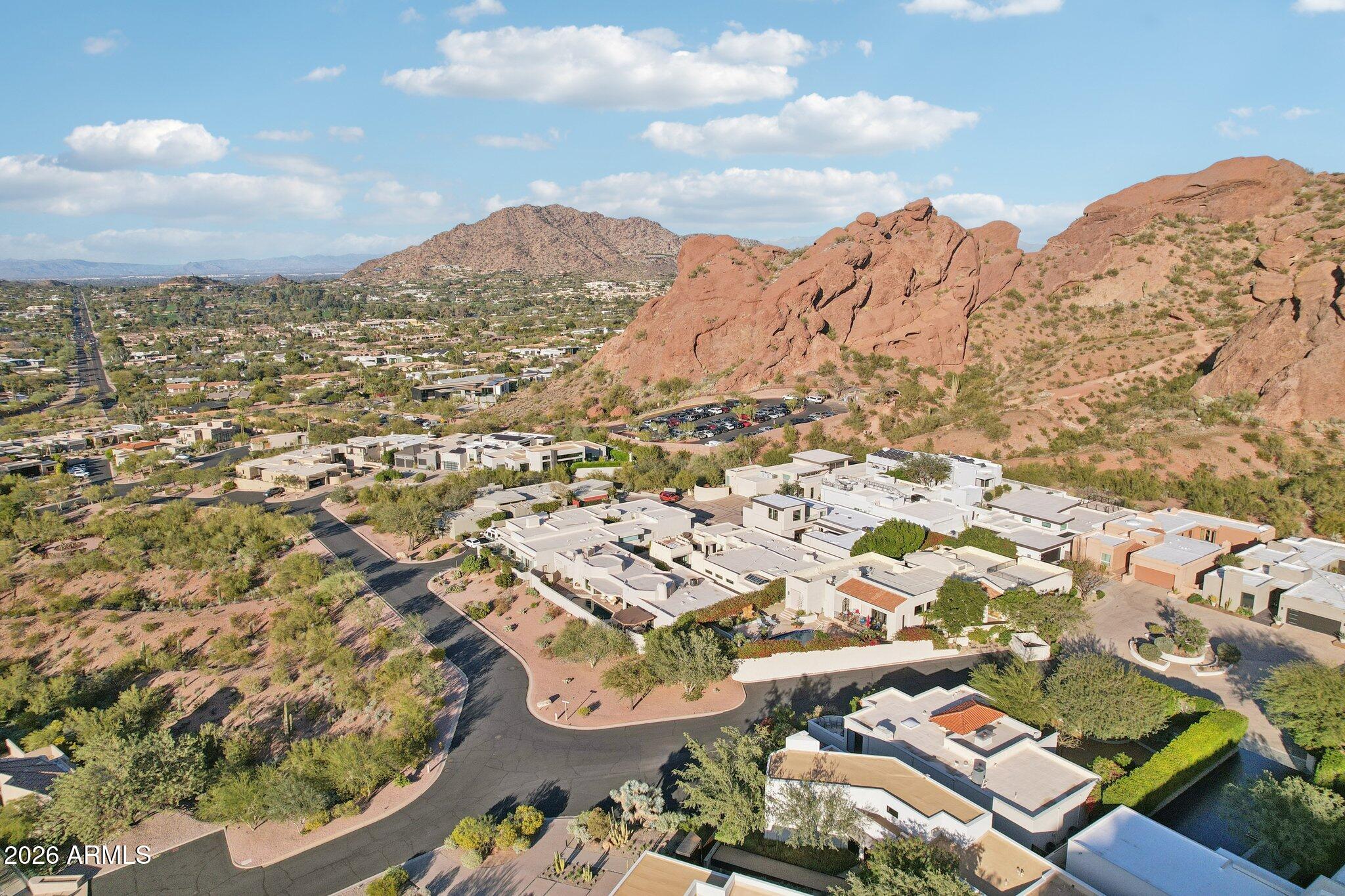 ECHO CANYON - Residential