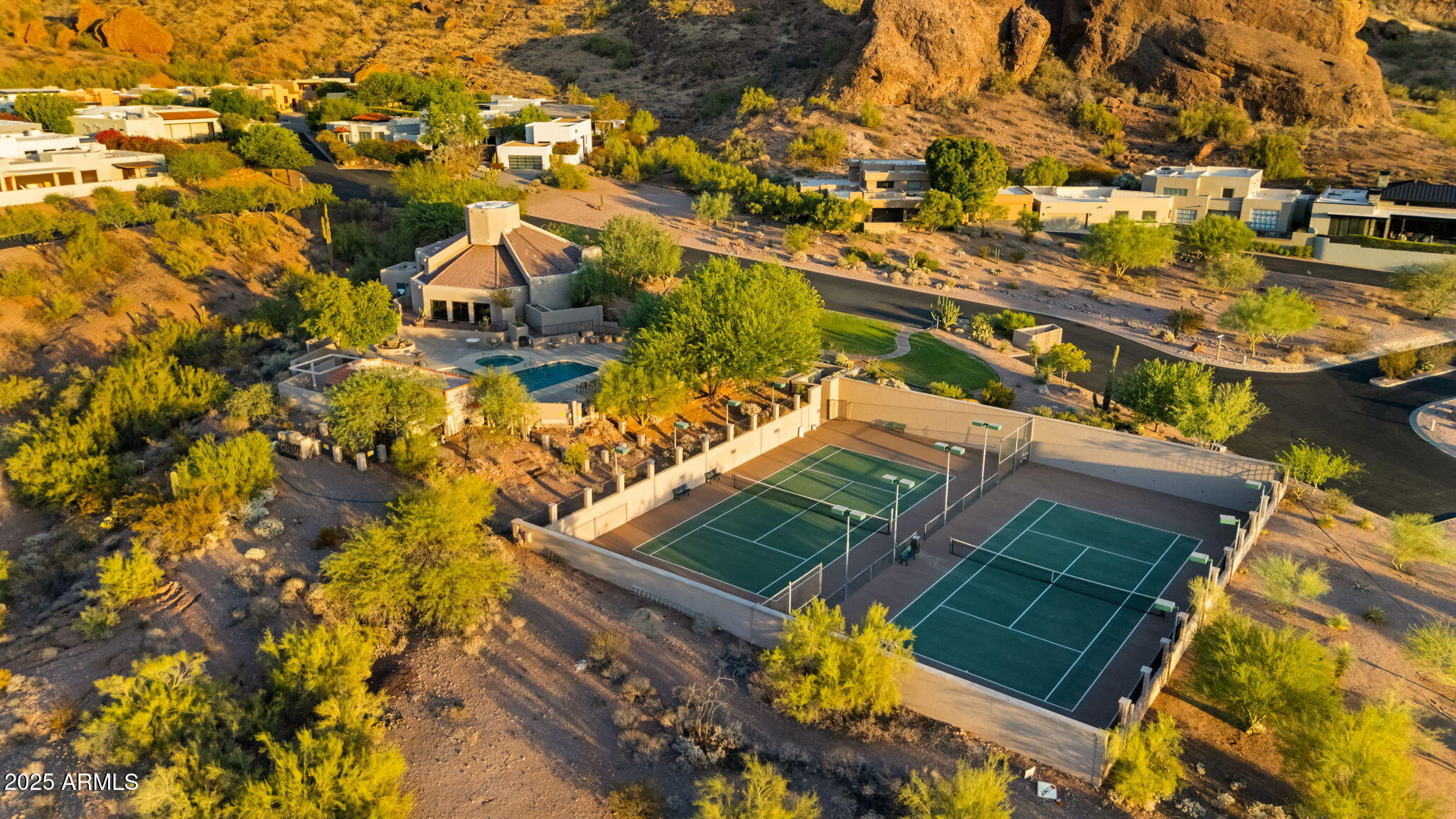 ECHO CANYON - Residential
