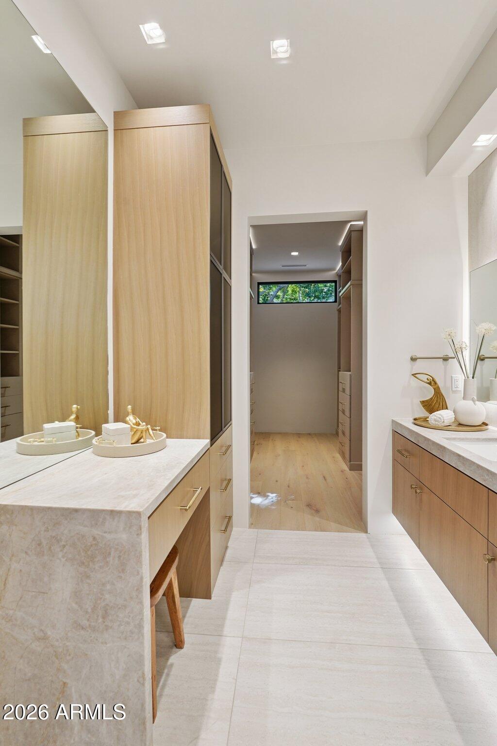 ECHO CANYON - Residential