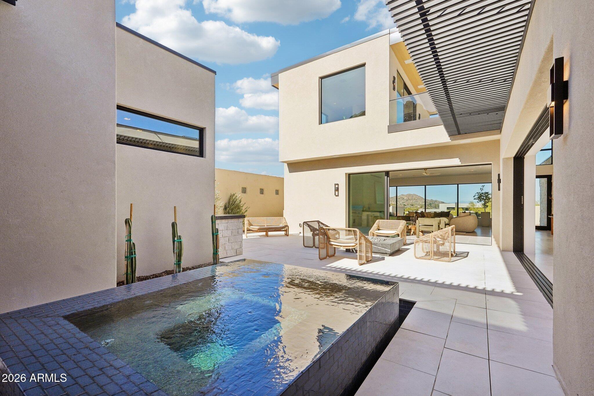 ECHO CANYON - Residential