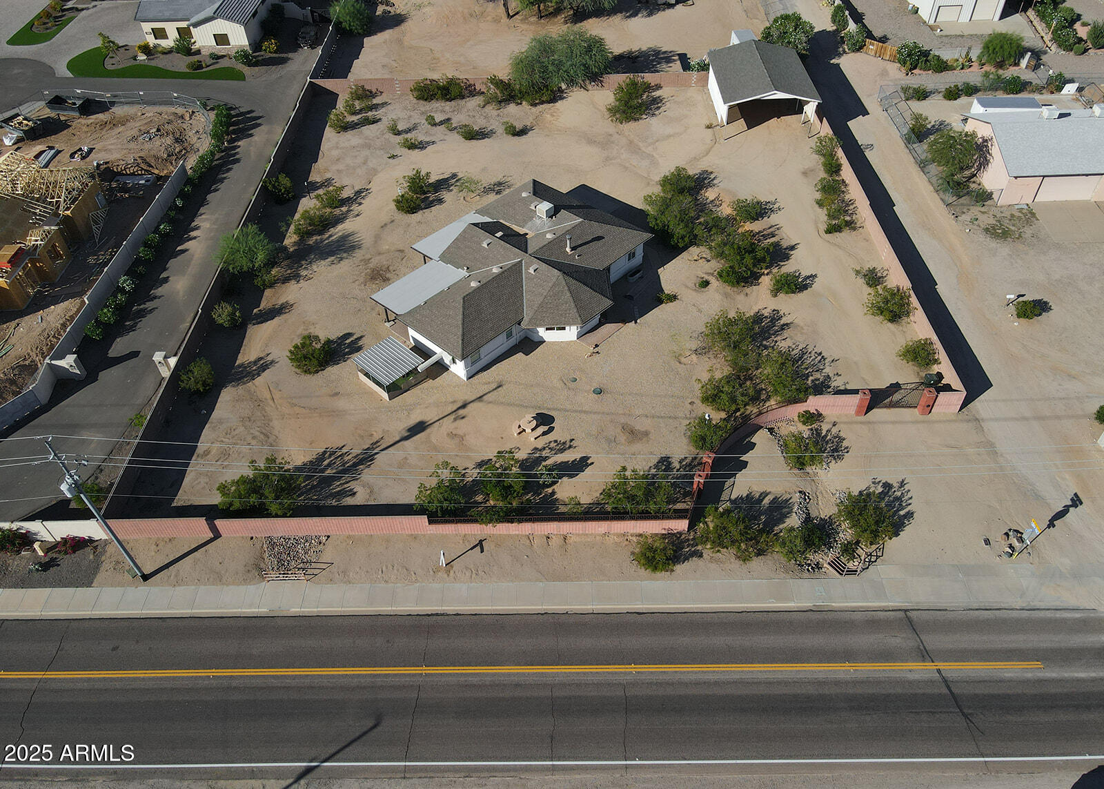 8526 W Calle Lejos --