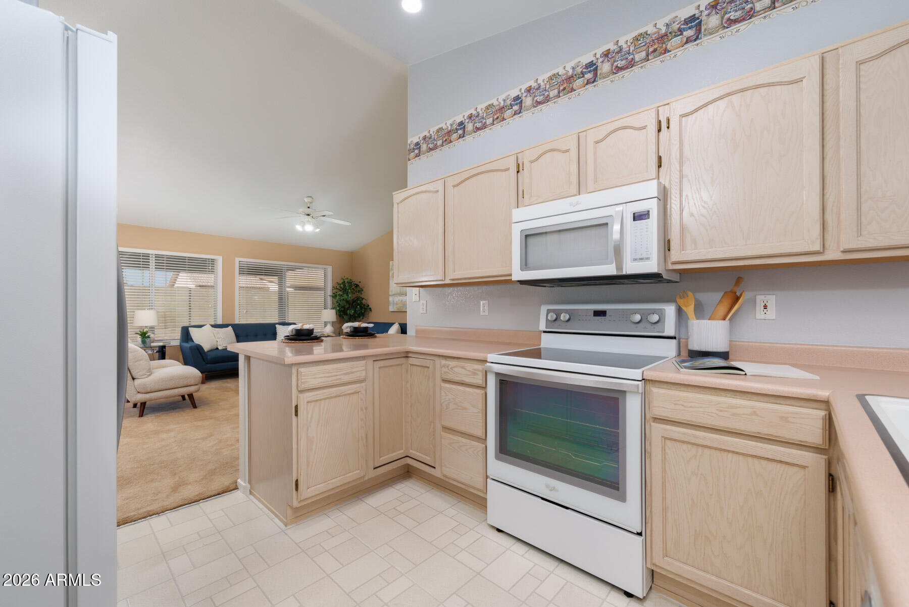 Properties 4 824 S EVERGREEN Street