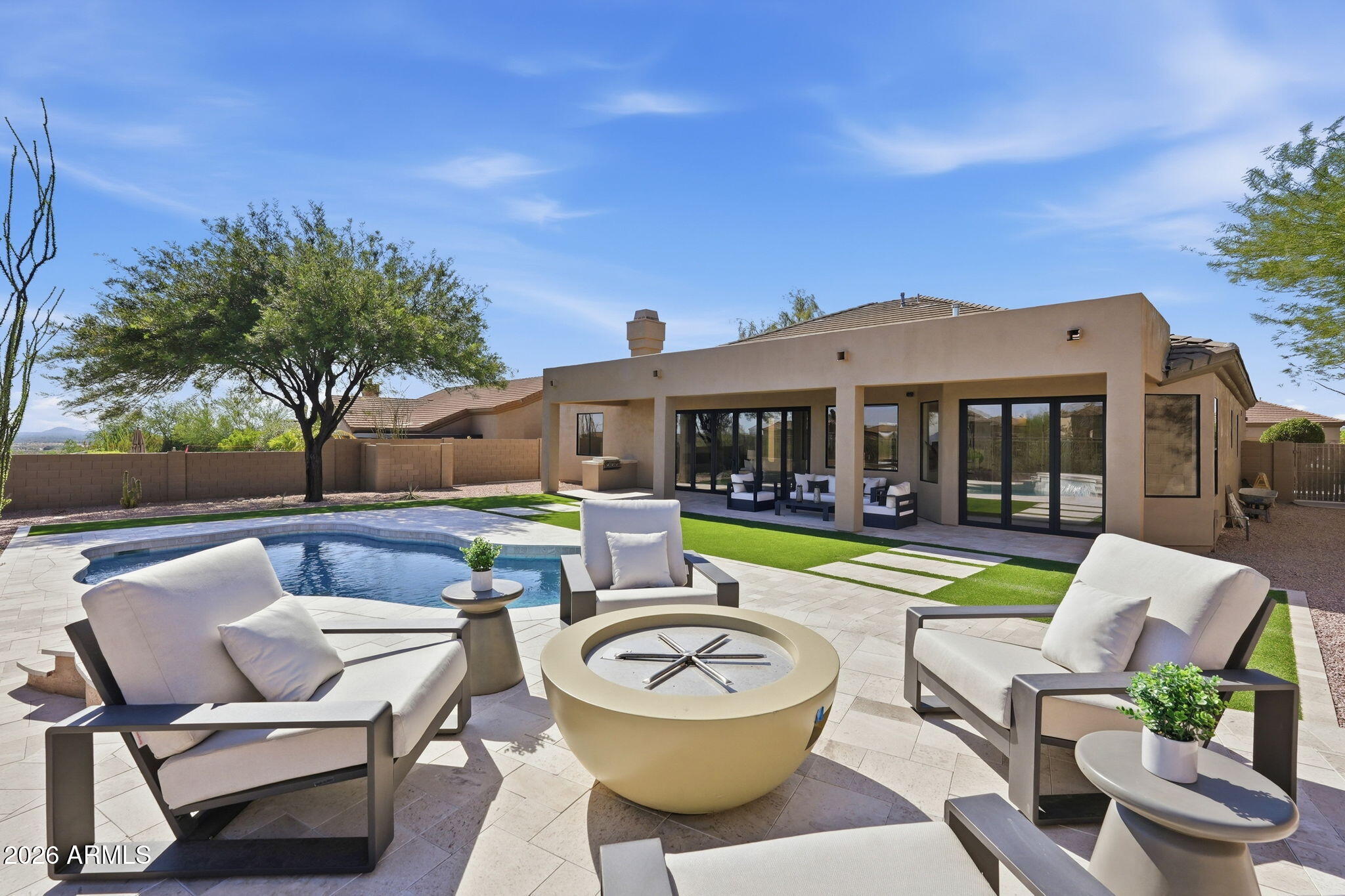 10679 E RAINTREE Drive