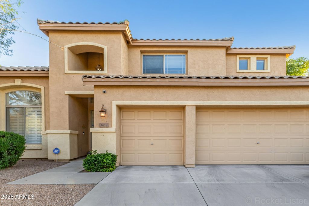 Photo of 673 W Raven Drive, Chandler, AZ 85286 (MLS # 6999883)