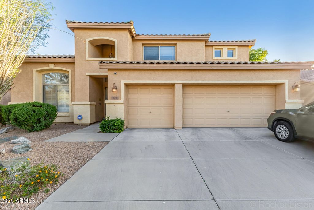 Photo of 673 W Raven Drive, Chandler, AZ 85286 (MLS # 6999883)