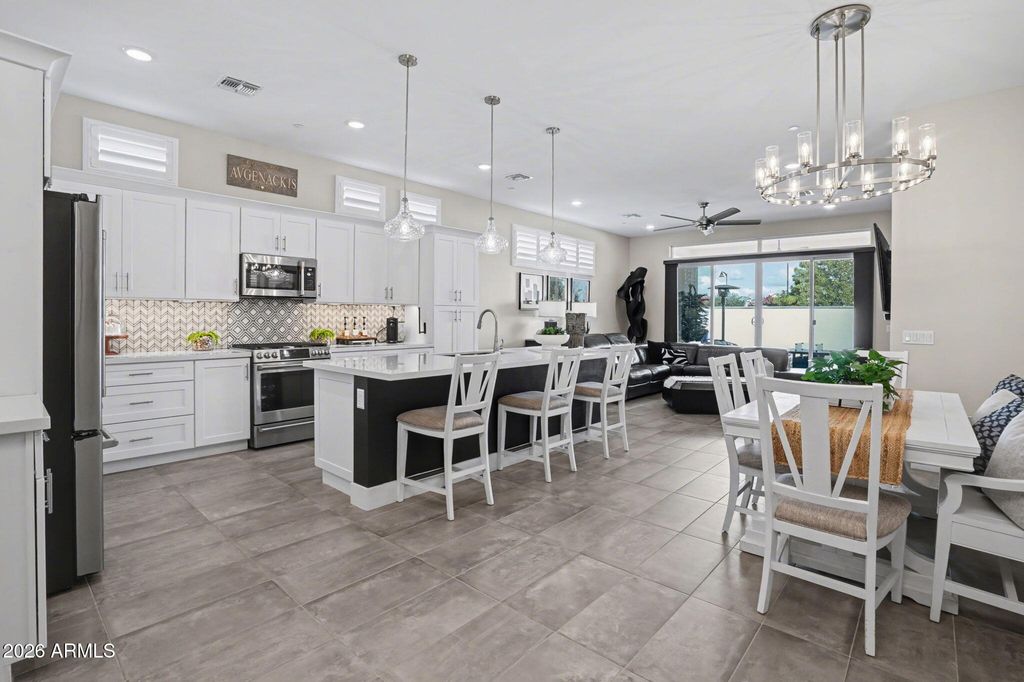 Photo of 2777 W Queen Creek Road #4, Chandler, AZ 85248 (MLS # 6965984)