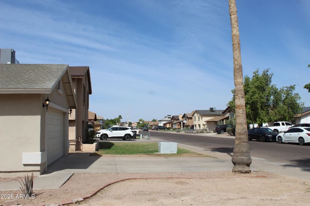 Photo of 1511 E Fremont Road, Phoenix, AZ 85042 (MLS # 7026064)