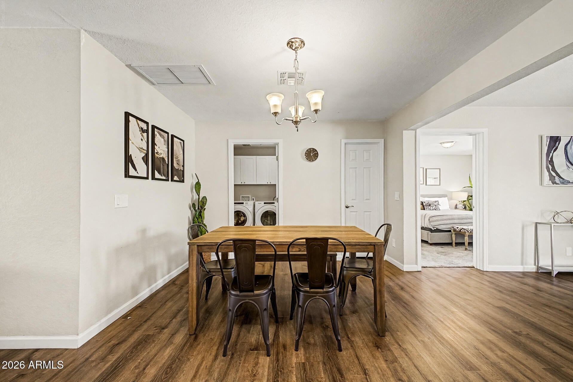 3158 E GABLE Circle