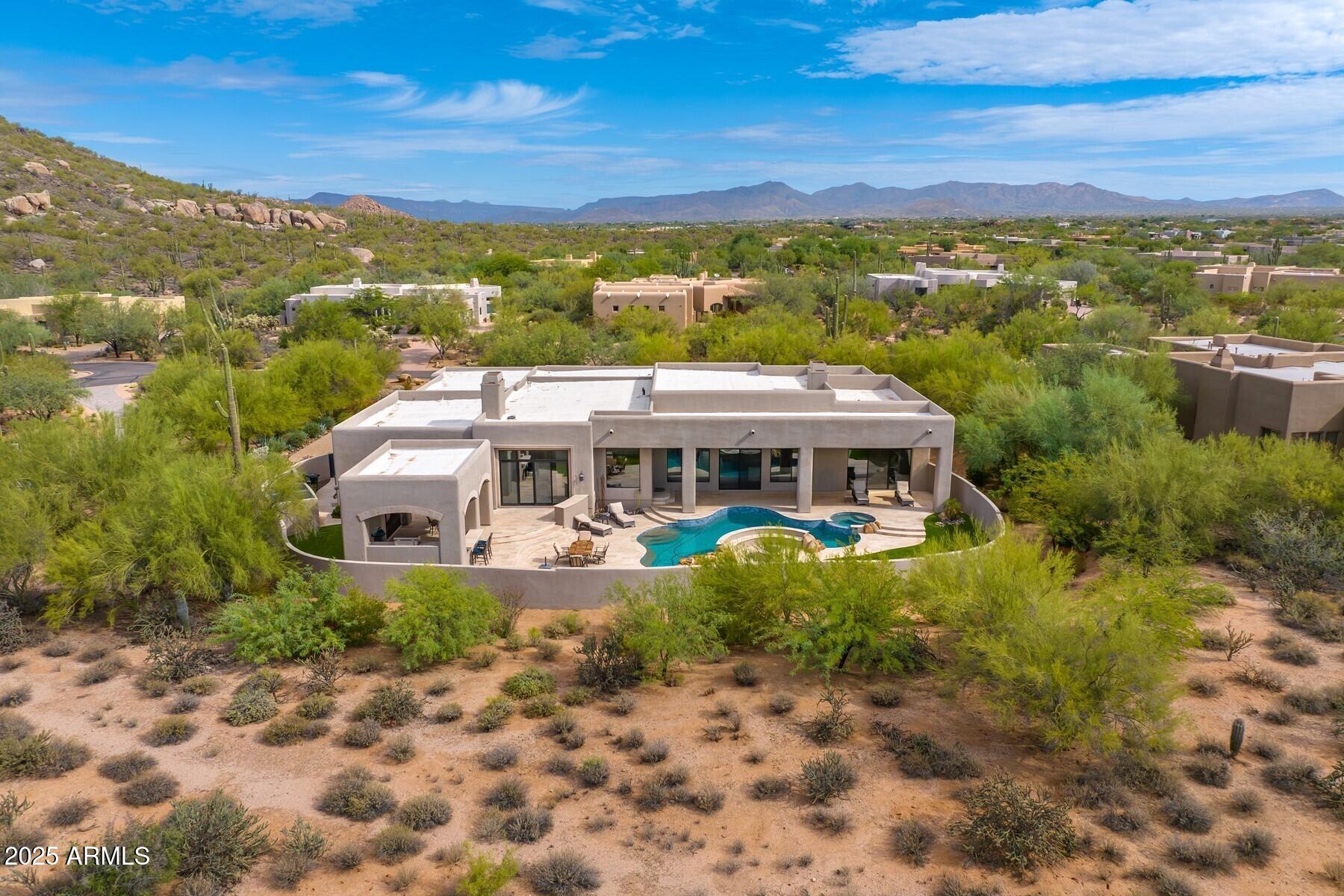 8300 E DIXILETA Drive E 233