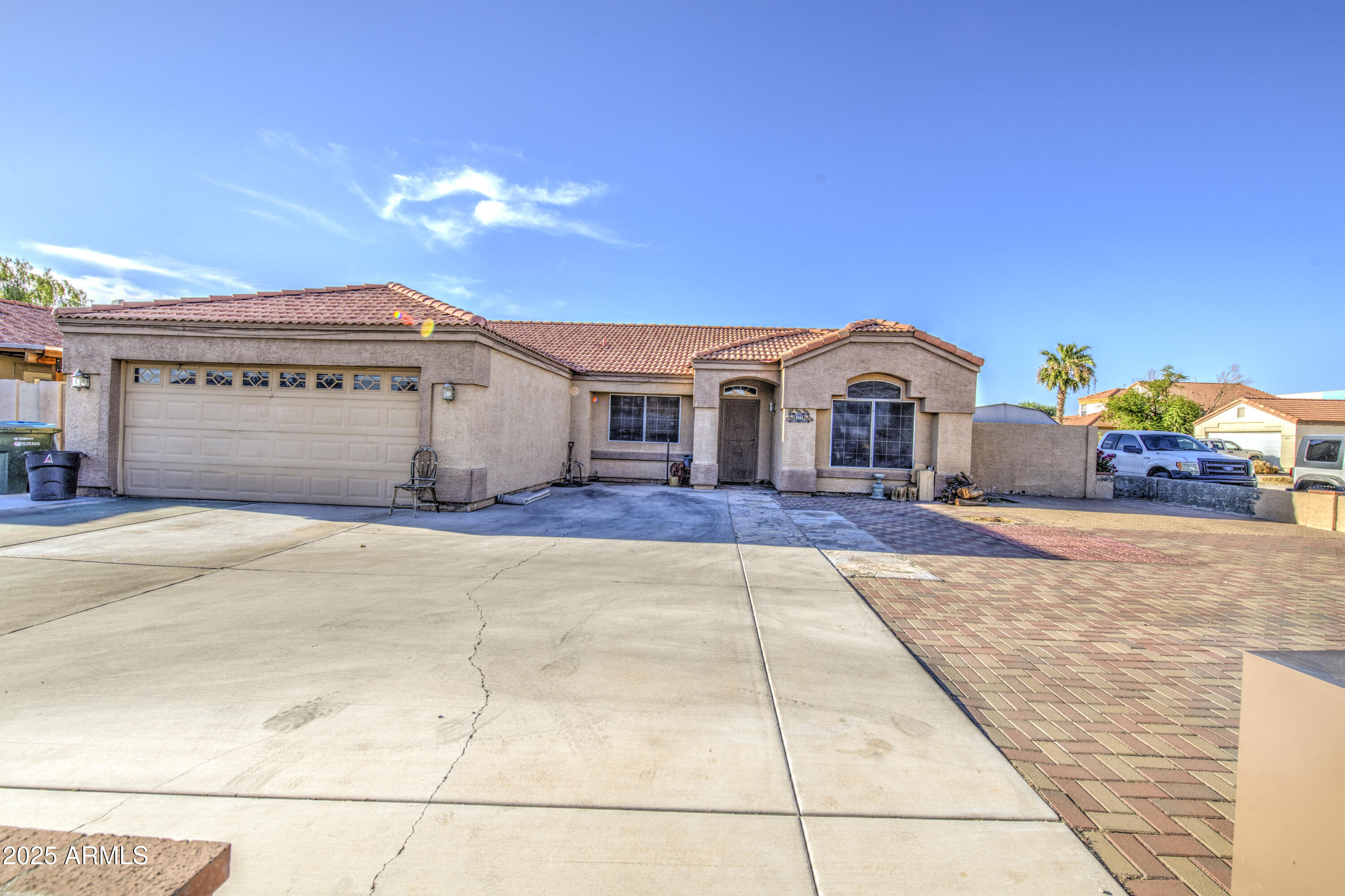 8504 W WINDSOR Avenue