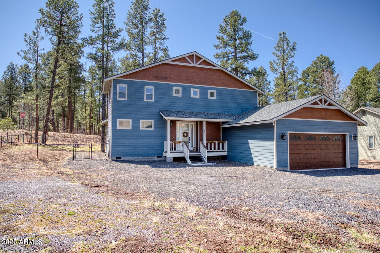 381 E IRIS Lane