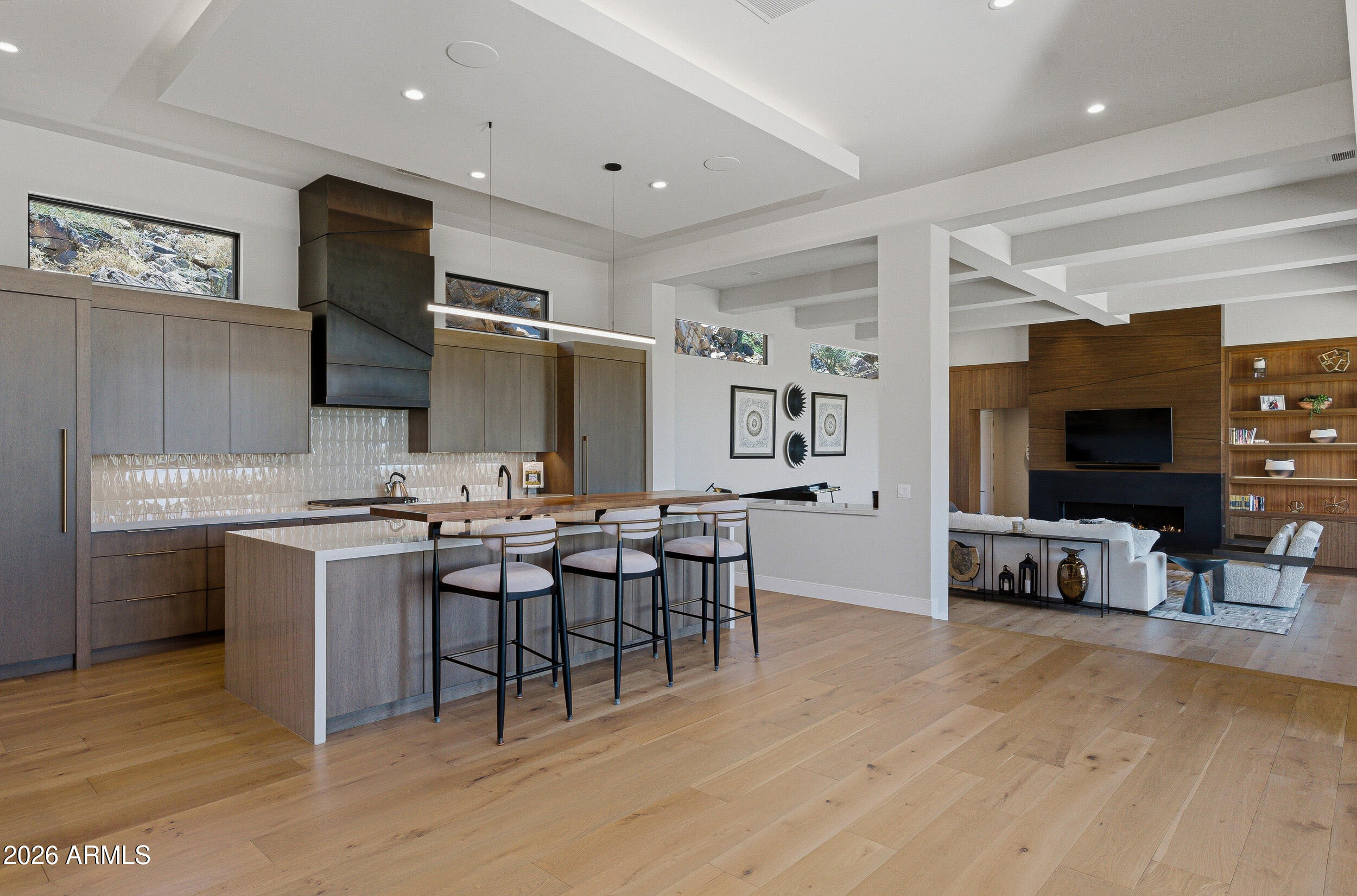 LAS BRISAS AMD - Residential