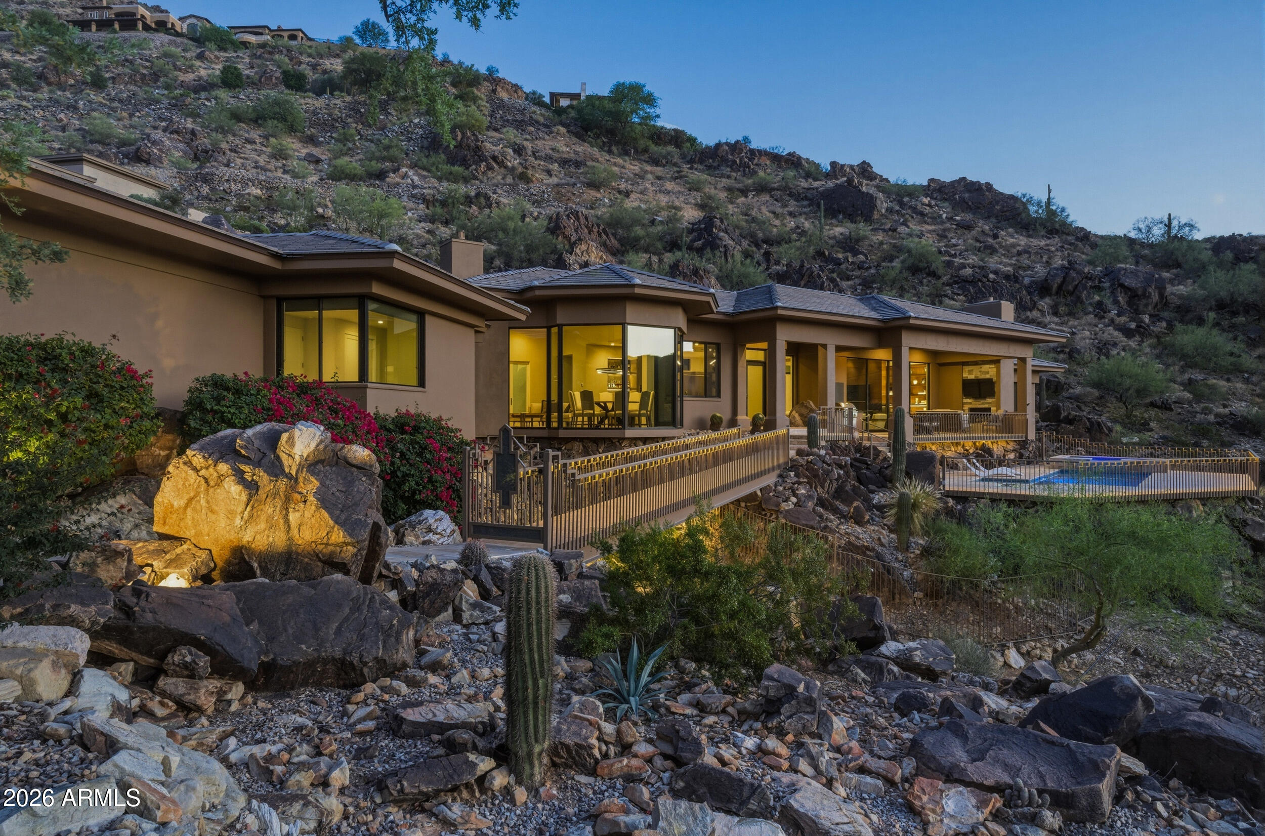 LAS BRISAS AMD - Residential