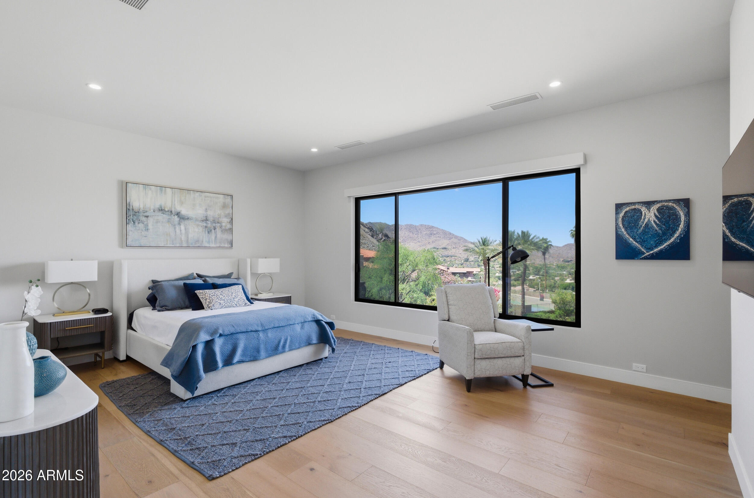 LAS BRISAS AMD - Residential