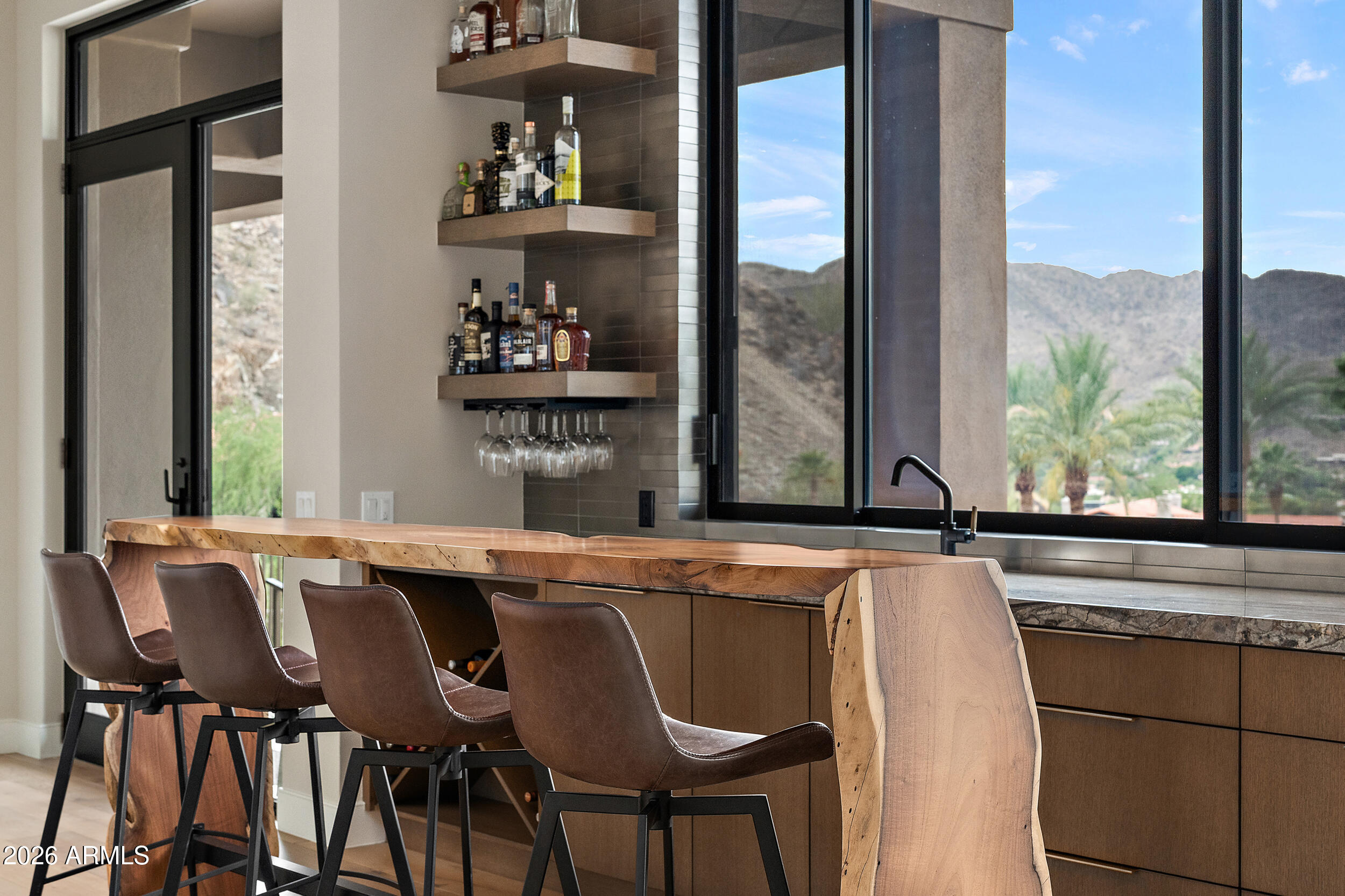 LAS BRISAS AMD - Residential